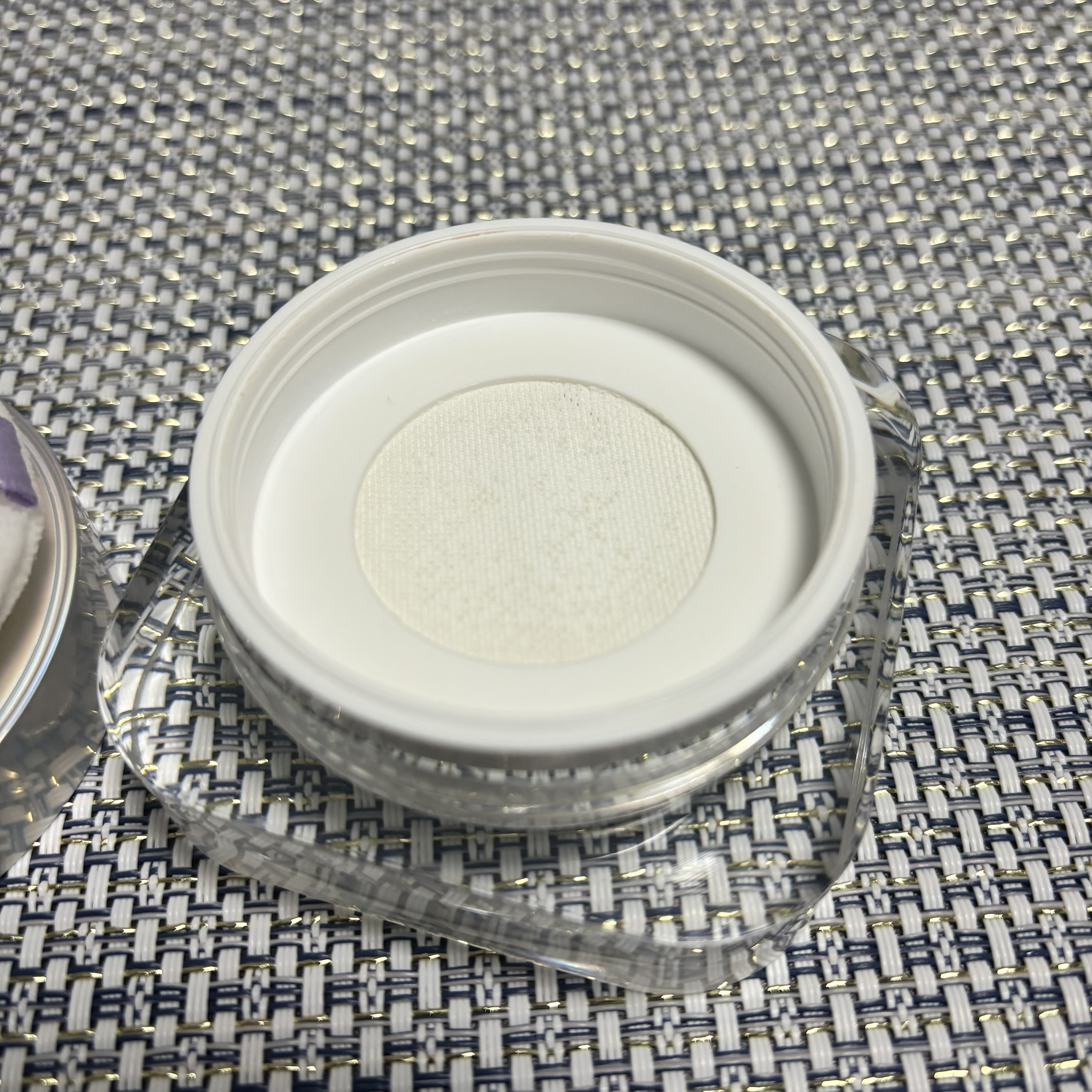 ライトウェイト ルースパウダー/LionWell（ライオンウェル）/ルースパウダーを使ったクチコミ（3枚目）