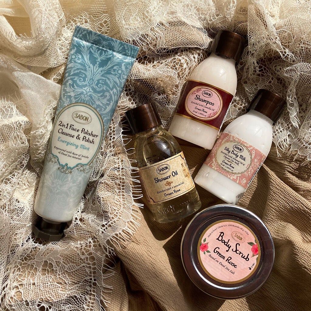 梅ちゃんアラフィフツヤ肌オタク on LIPS 「𓅪𓂃𓈒𓏸「SABONトラベルキットエッセンシャル(グリーン・ロ..」(1枚目)