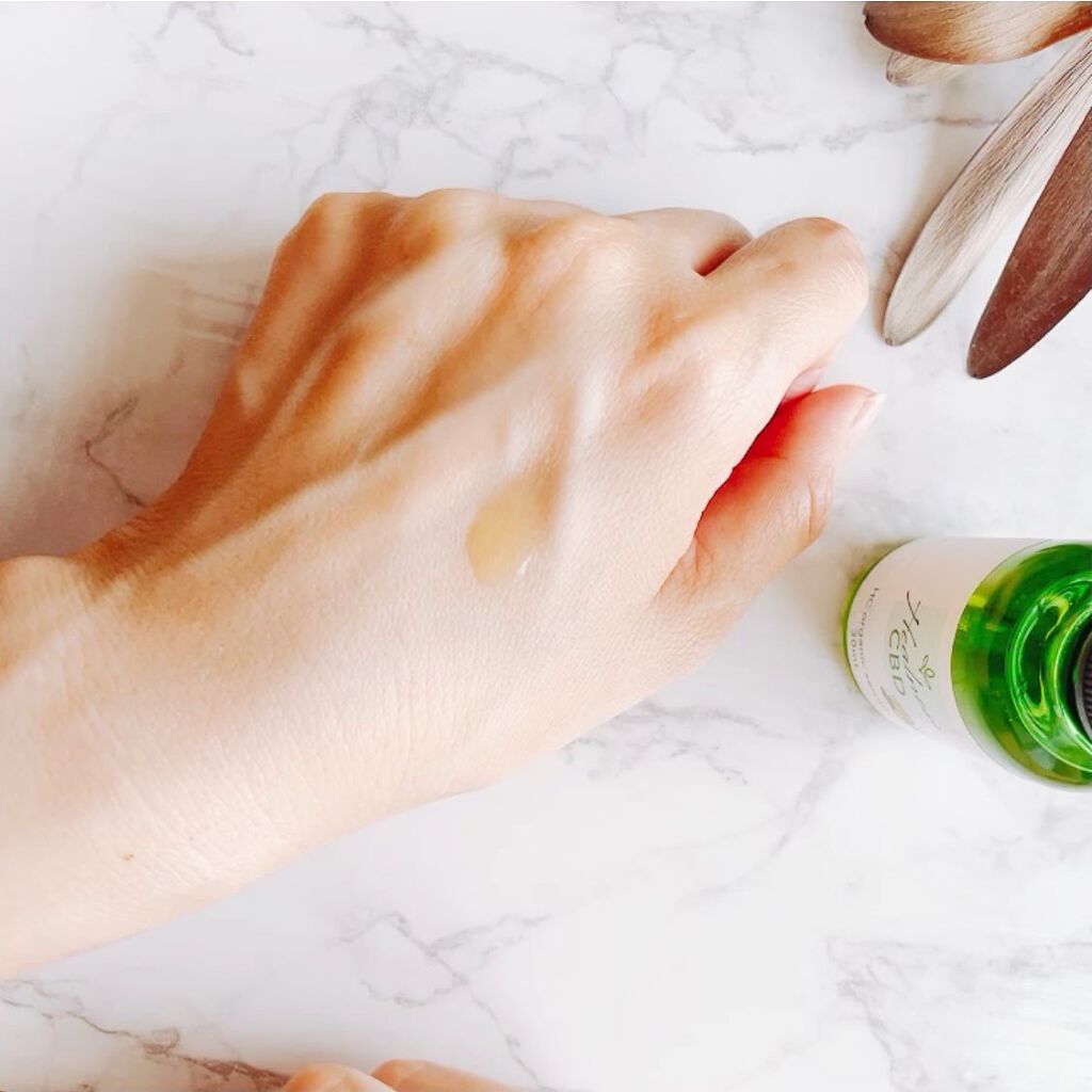 muu on LIPS 「HCorganicserum(CBD美容液)𓐍𓐍𓐍𓐍𓐍𓐍𓐍𓐍..」(4枚目)