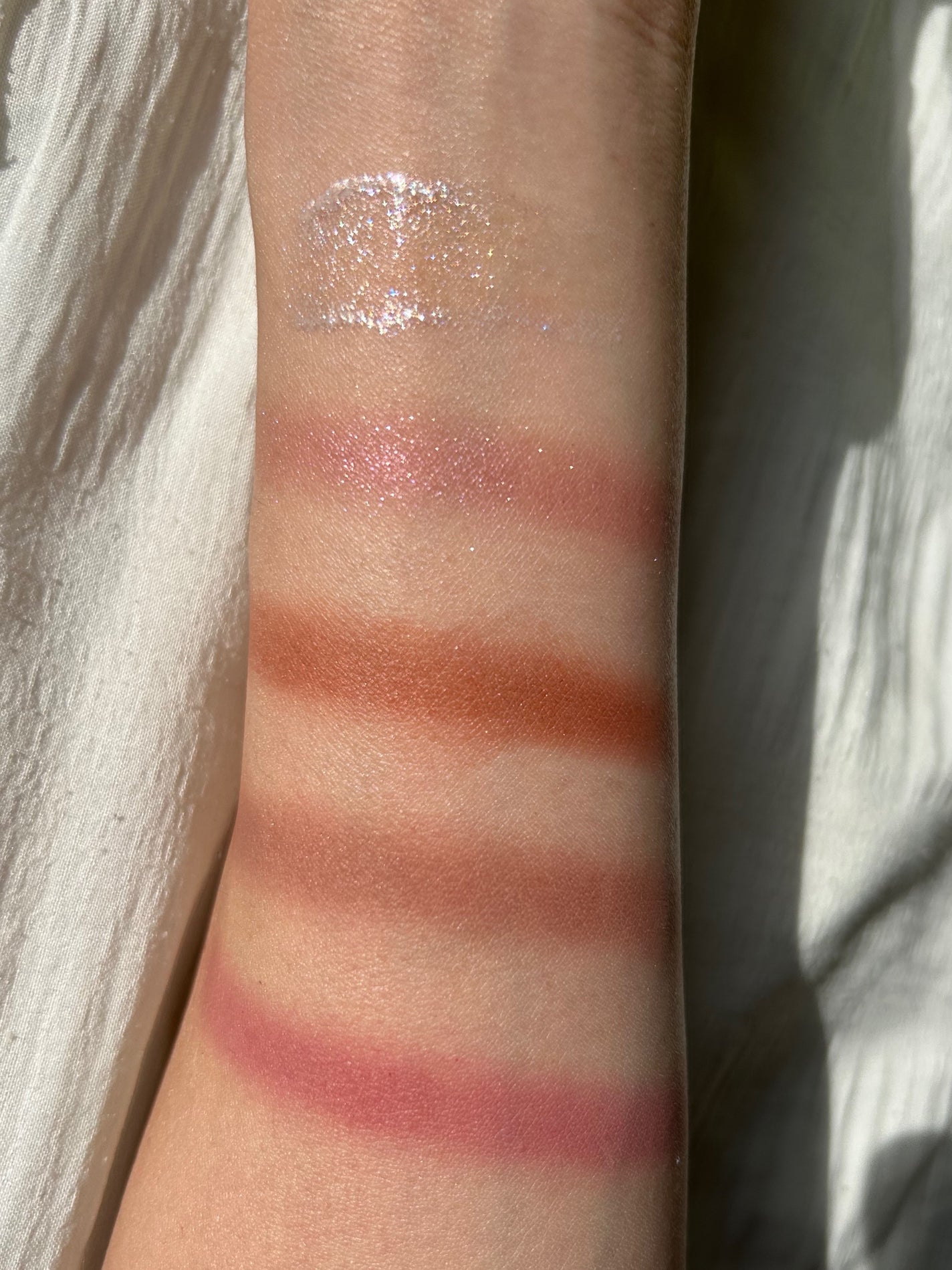 トーン ホリデー スイーツ ボックス Cheat Day Delights & Shiny Sprinkles/to/one/メイクアップキットを使ったクチコミ(3枚目)