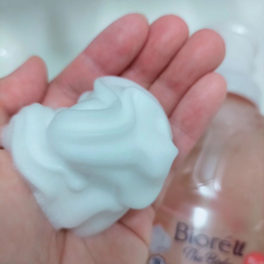 ビオレu ザ ボディ 泡タイプ モイスチャースムース/ビオレu/ボディソープを使ったクチコミ(5枚目)
