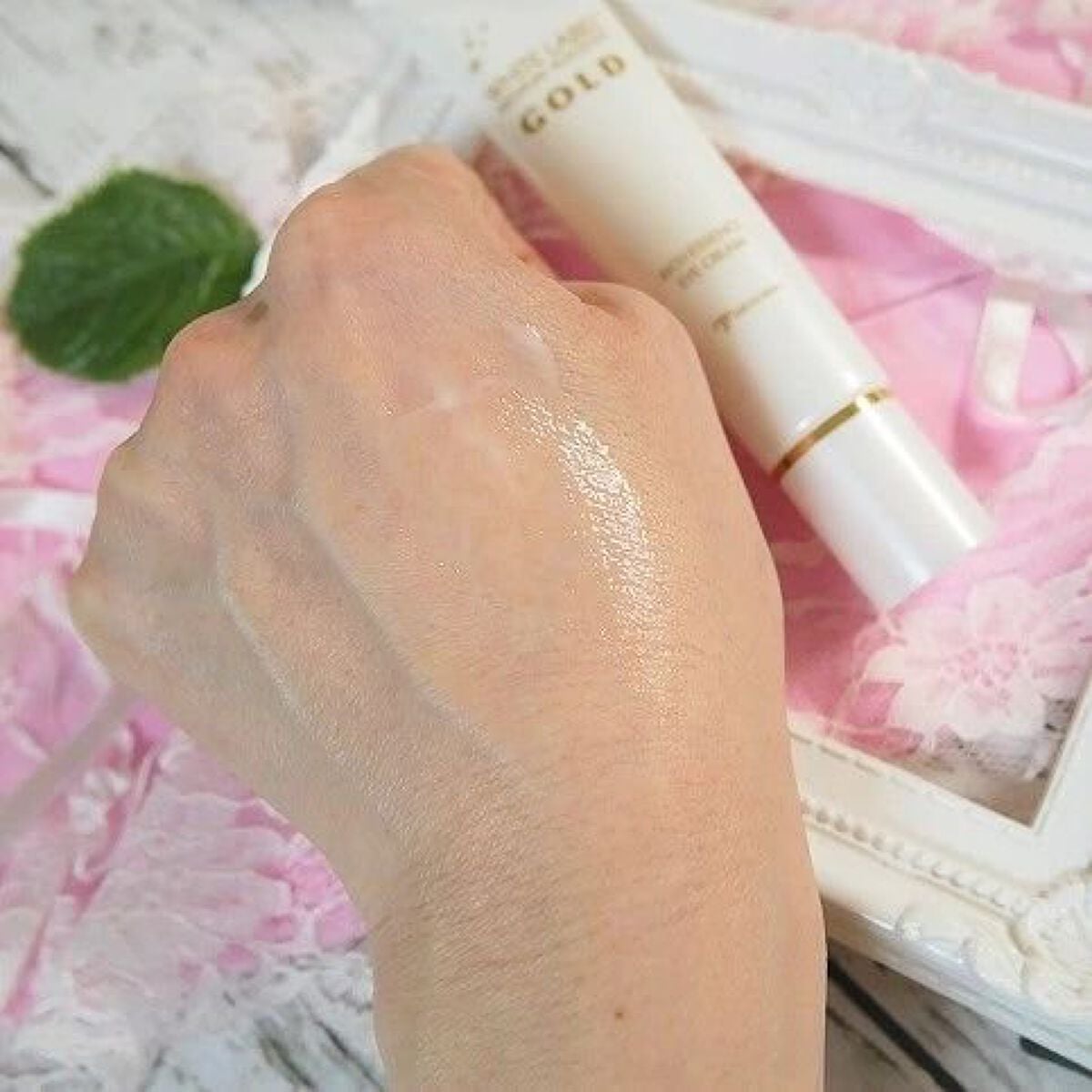 金のプラセンタもっちり白肌濃クマトリーナ/ホワイトラベル/アイケア・アイクリームを使ったクチコミ(6枚目)