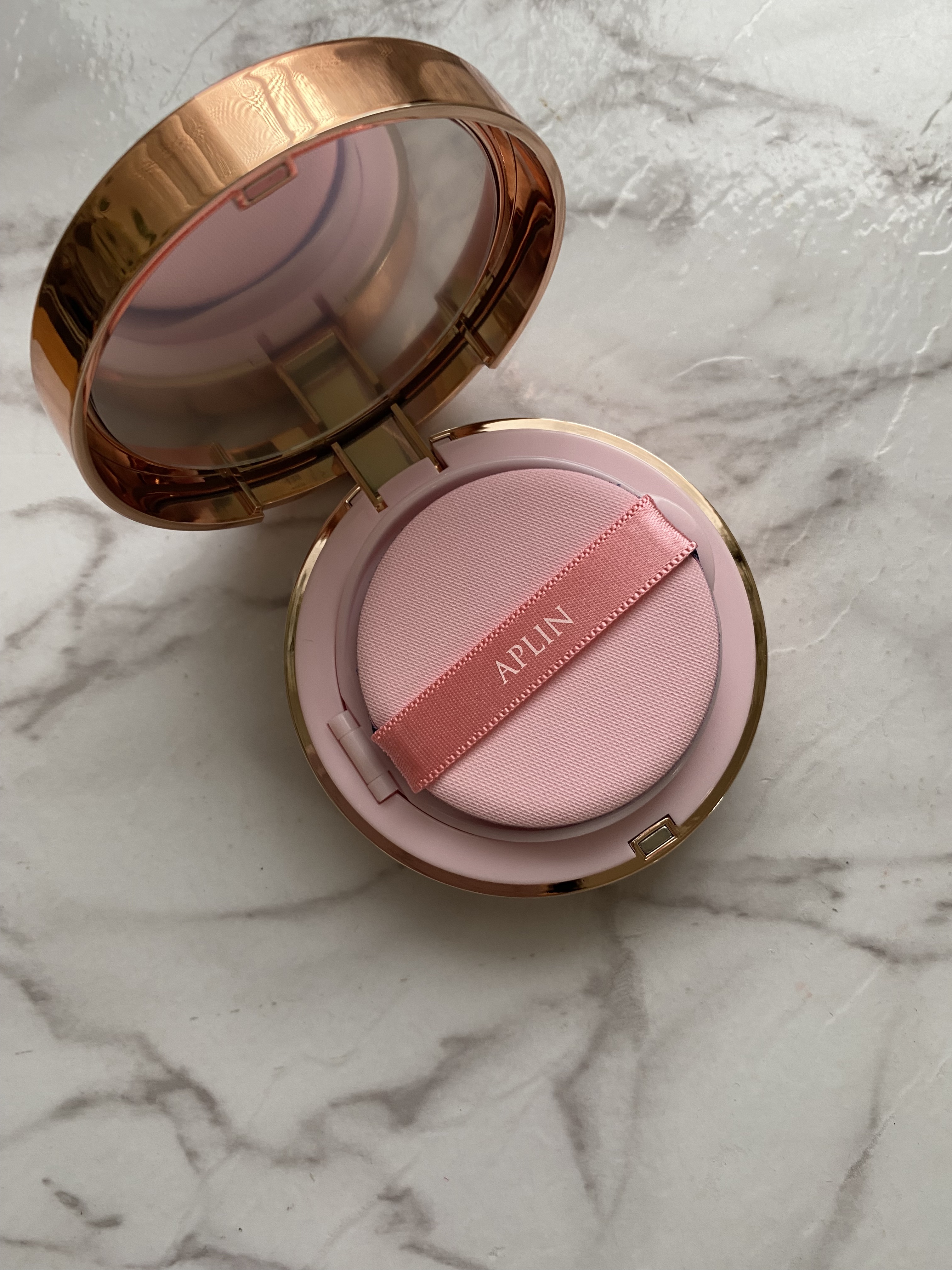 ピンクティーツリーカバーアップグロウクッション/APLIN/クッションファンデーションを使ったクチコミ（2枚目）