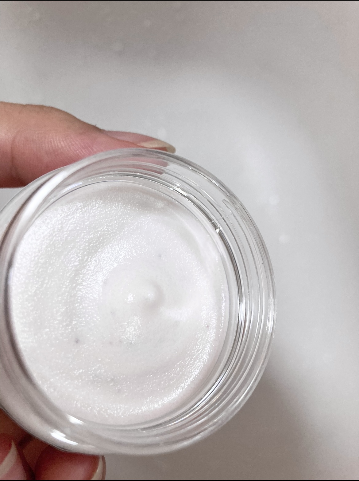 ダヴ ふわとろクリーミースクラブ サクラ＆ムスク/ダヴ/ボディスクラブを使ったクチコミ（2枚目）