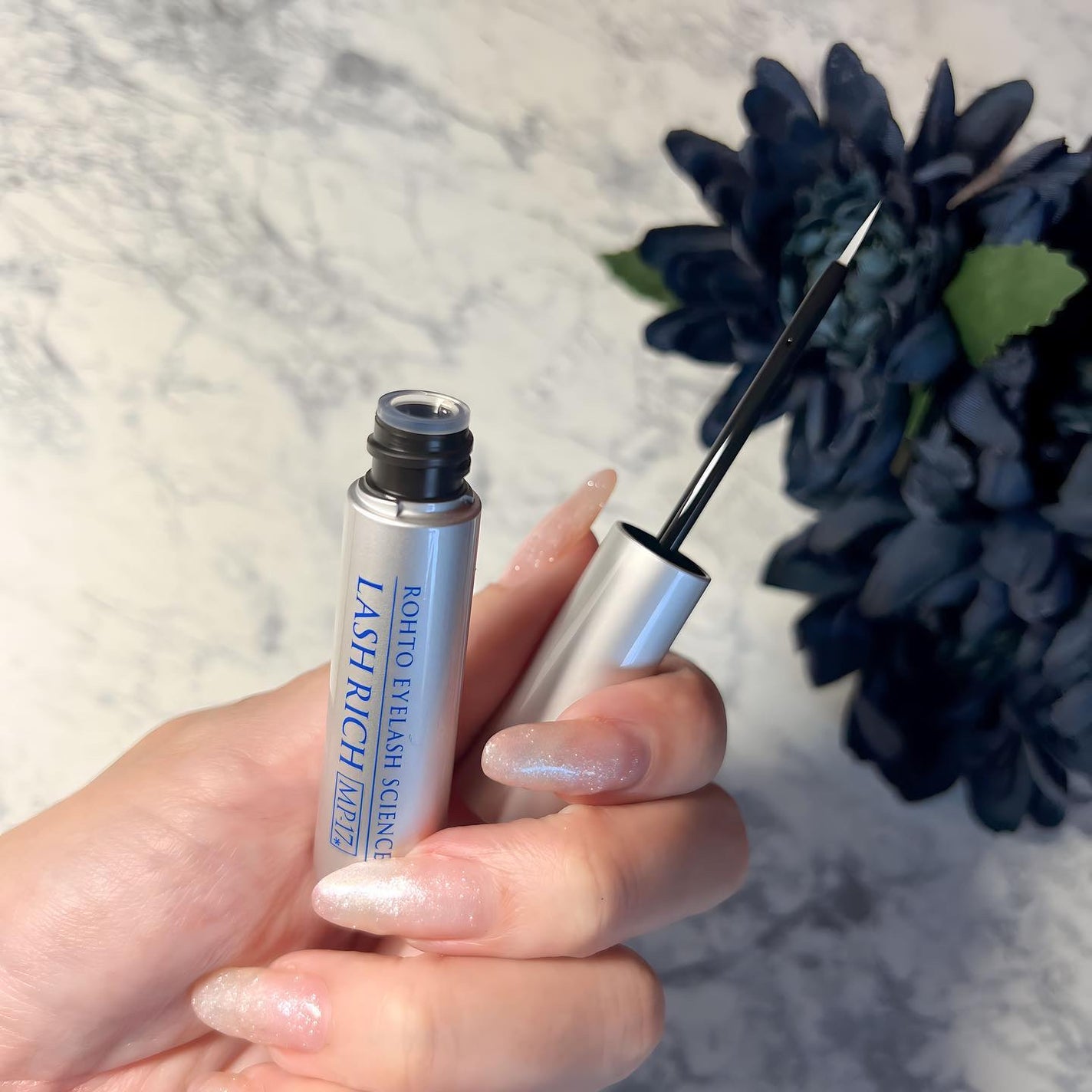 ラッシュリッチアイラッシュセラム/ロート製薬/まつげ美容液を使ったクチコミ(2枚目)