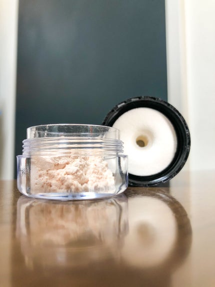 スポンジ付きチーク容器/DAISO/その他化粧小物を使ったクチコミ(4枚目)