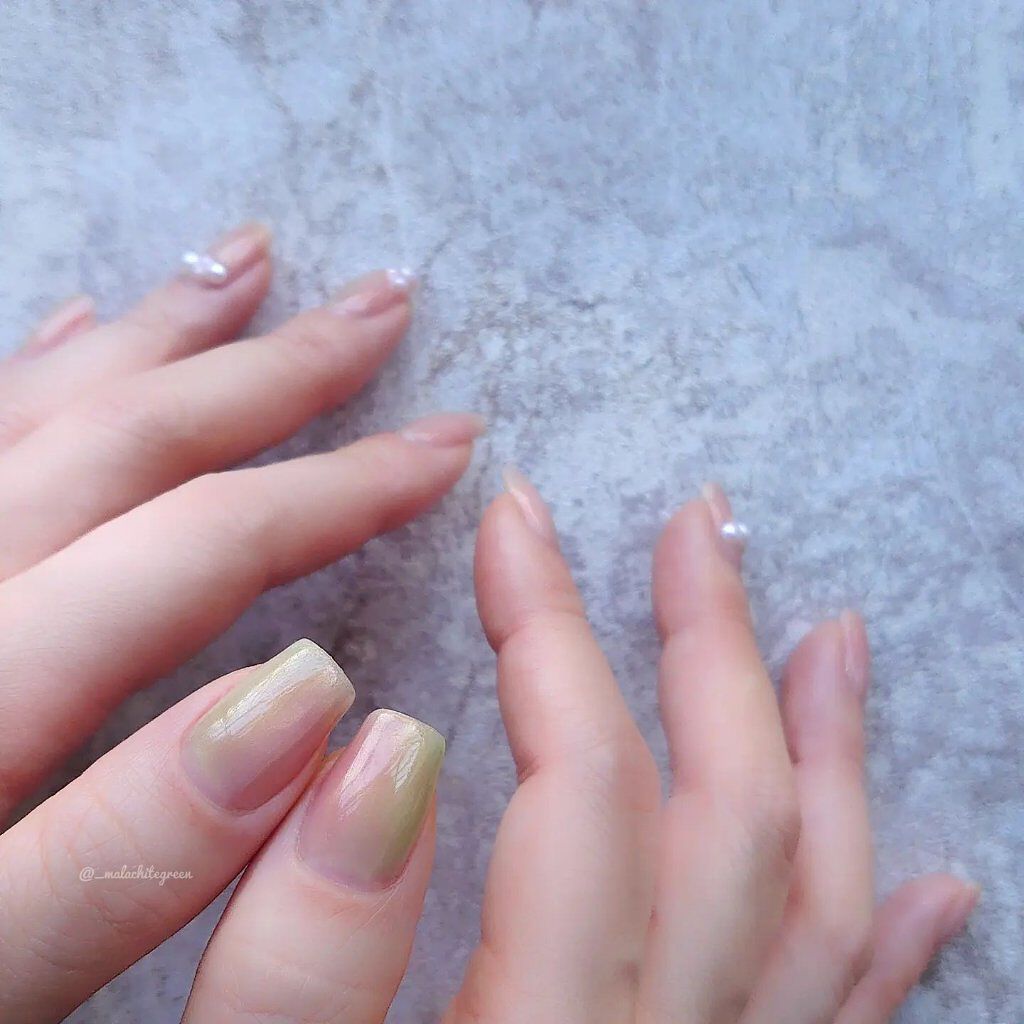 カラークラブ D285 Body mint（シアーシロップコレクション）/Forsythe/マニキュアを使ったクチコミ（3枚目）