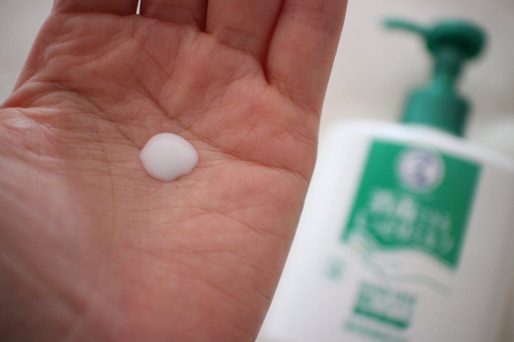 ハンドベール ウィルフリーミルク/メンソレータム/ハンドクリームを使ったクチコミ(2枚目)