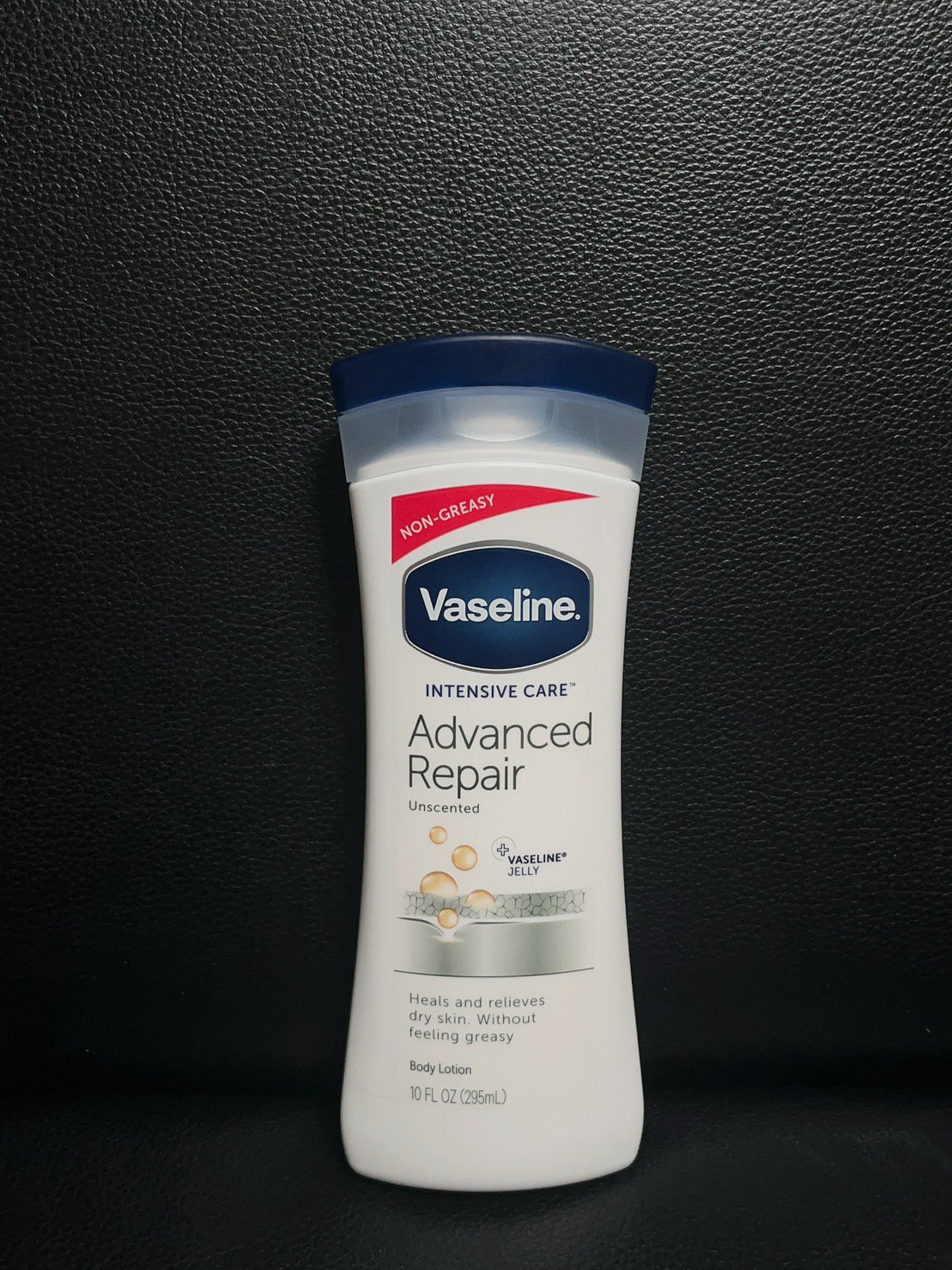 ヴァセリン アドバンスドリペア ボディローション 無香料/ヴァセリン/ボディローションを使ったクチコミ（1枚目）