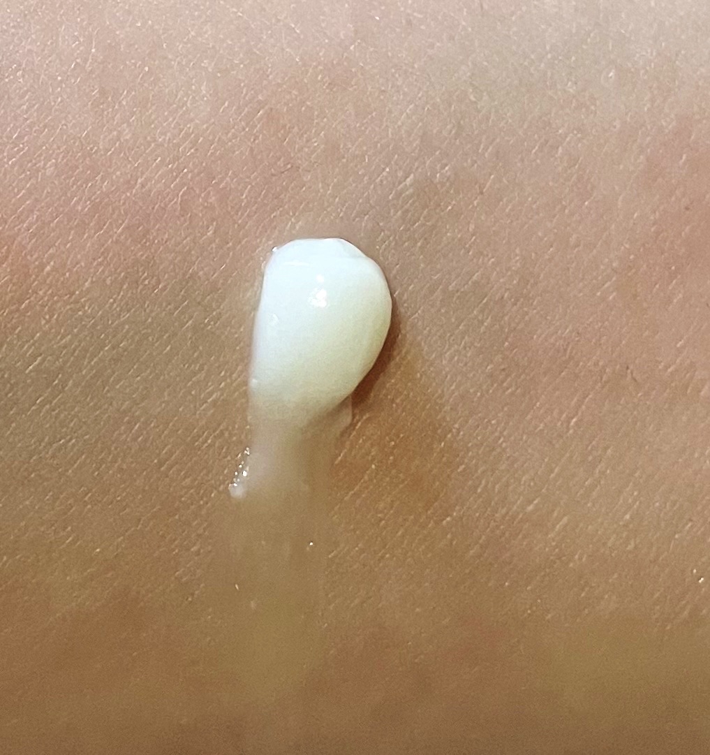 サンカットR パーフェクトUV エッセンス 60g【旧】/サンカット®/日焼け止めローションを使ったクチコミ（2枚目）