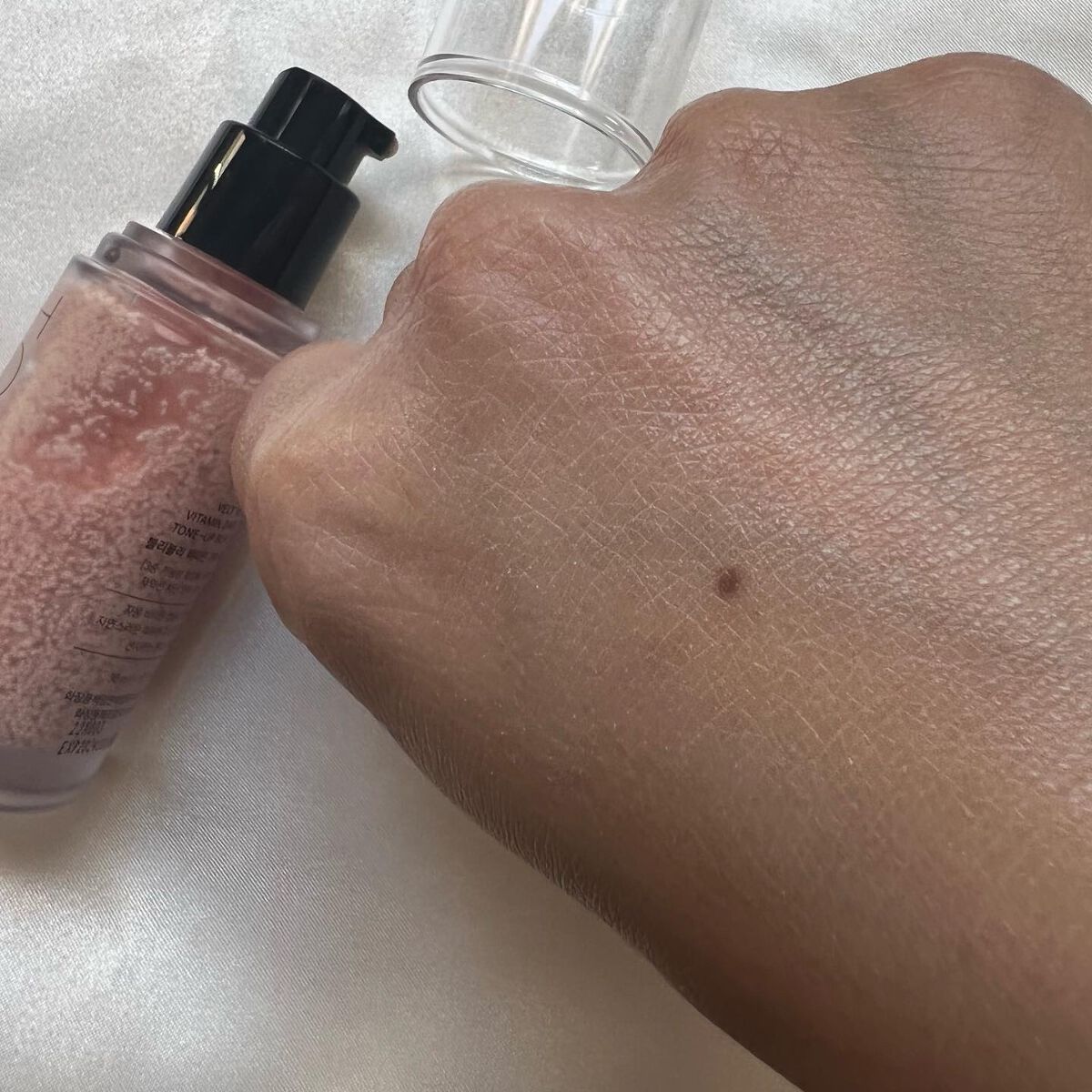 ビタミントーンアップサンセラム/VELY VELY/日焼け止めローションを使ったクチコミ(6枚目)