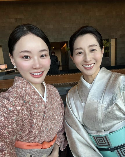 みりん on LIPS 「お着物を着て、お教室のお姉様たちとアマン東京でアフターヌーンテ..」(9枚目)