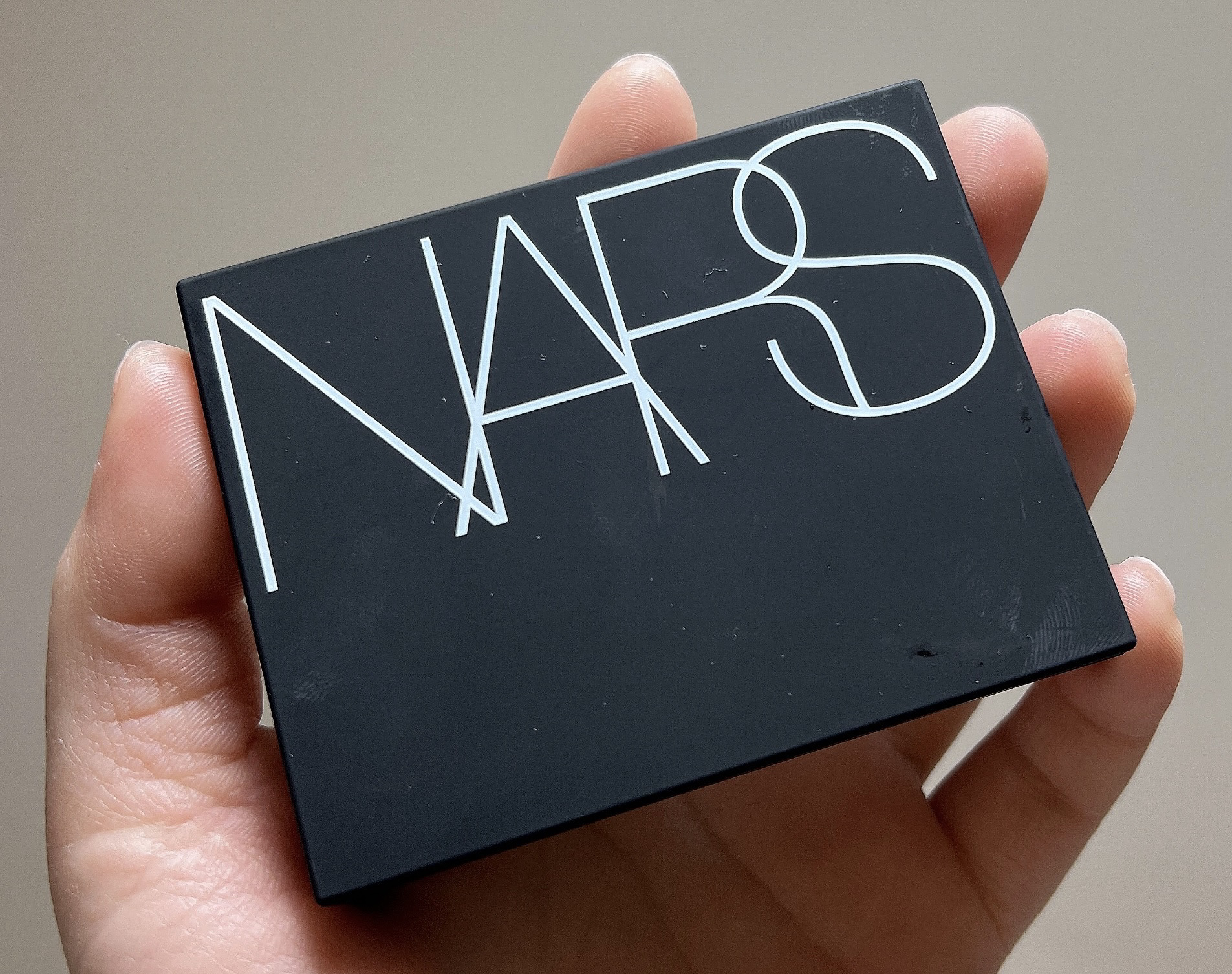 ライトリフレクティング プリズマティックパウダー/NARS/プレストパウダーを使ったクチコミ（1枚目）