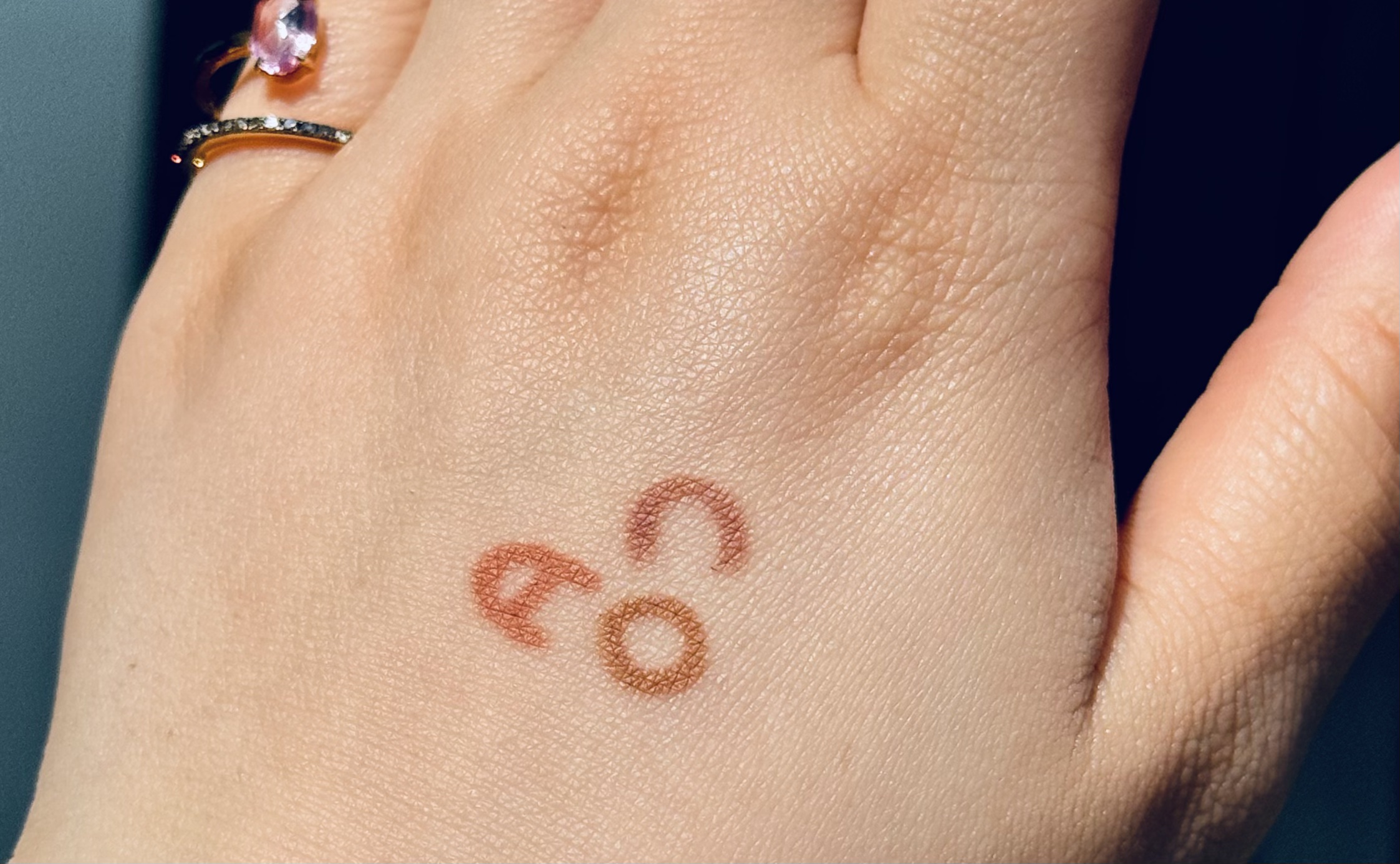 ブレンディング リップ ペンシル 01 Over/AOU/リップライナーを使ったクチコミ（1枚目）