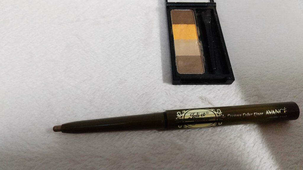 アヴァンセ ジョリ･エ ジョリ･エ クリーミィカラーライナー/アヴァンセ/ペンシルアイライナーを使ったクチコミ（3枚目）