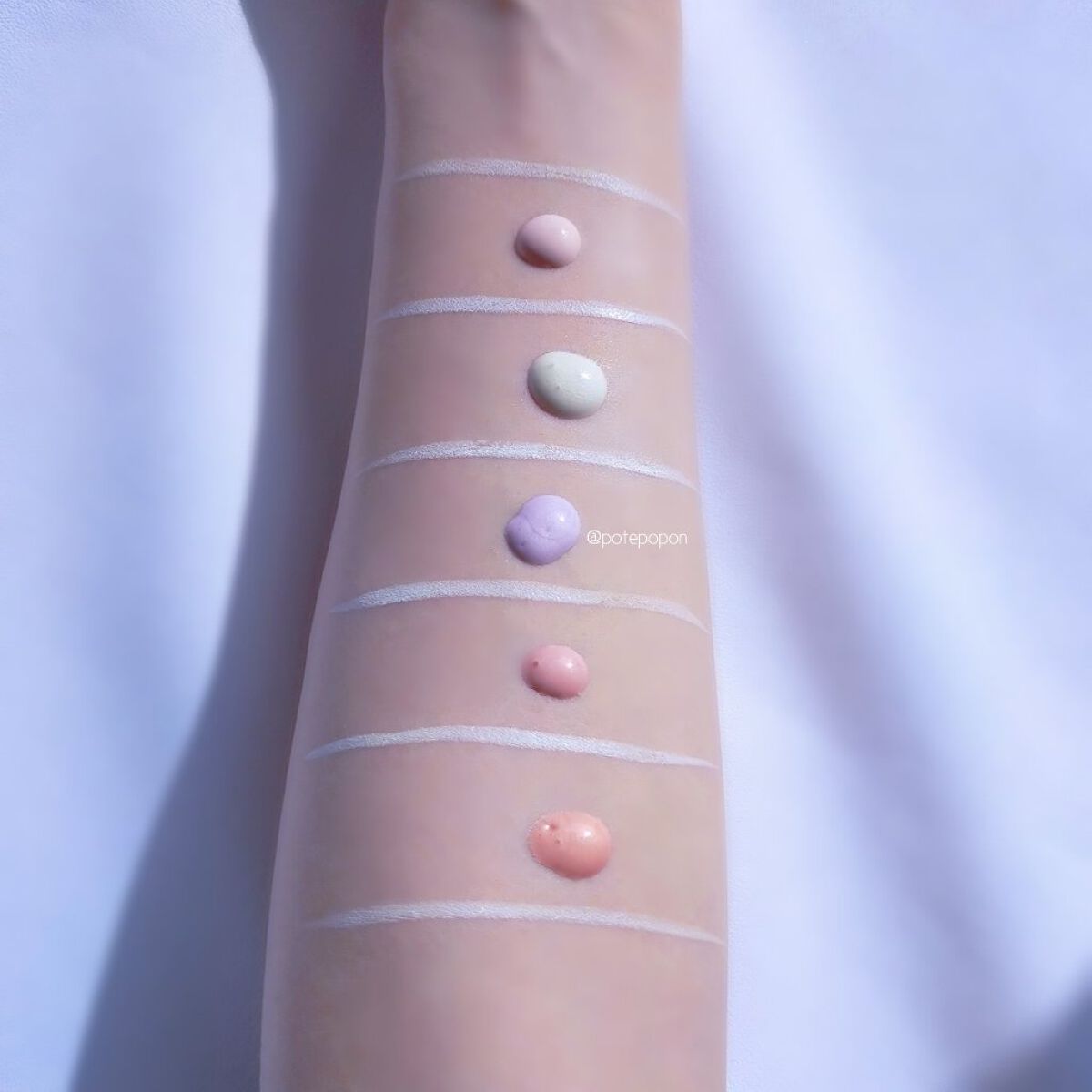 イルミネイティング セラムプライマー ミニ 04 sunrise pink/JILL STUART/化粧下地を使ったクチコミ（2枚目）