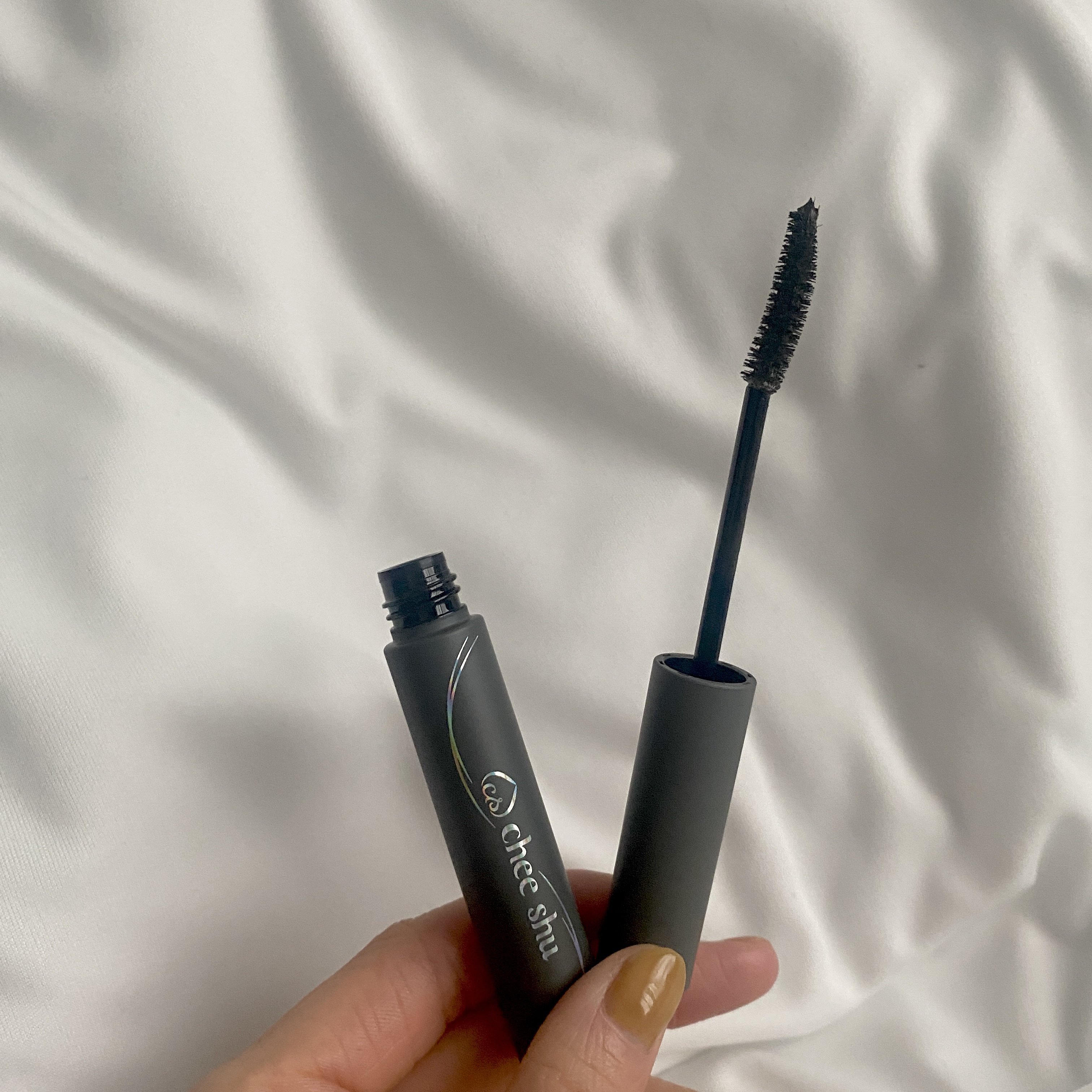 ヌーディズムマスカラ 02 ニュアンスアッシュ(アッシュ)/chee shu/マスカラを使ったクチコミ（1枚目）