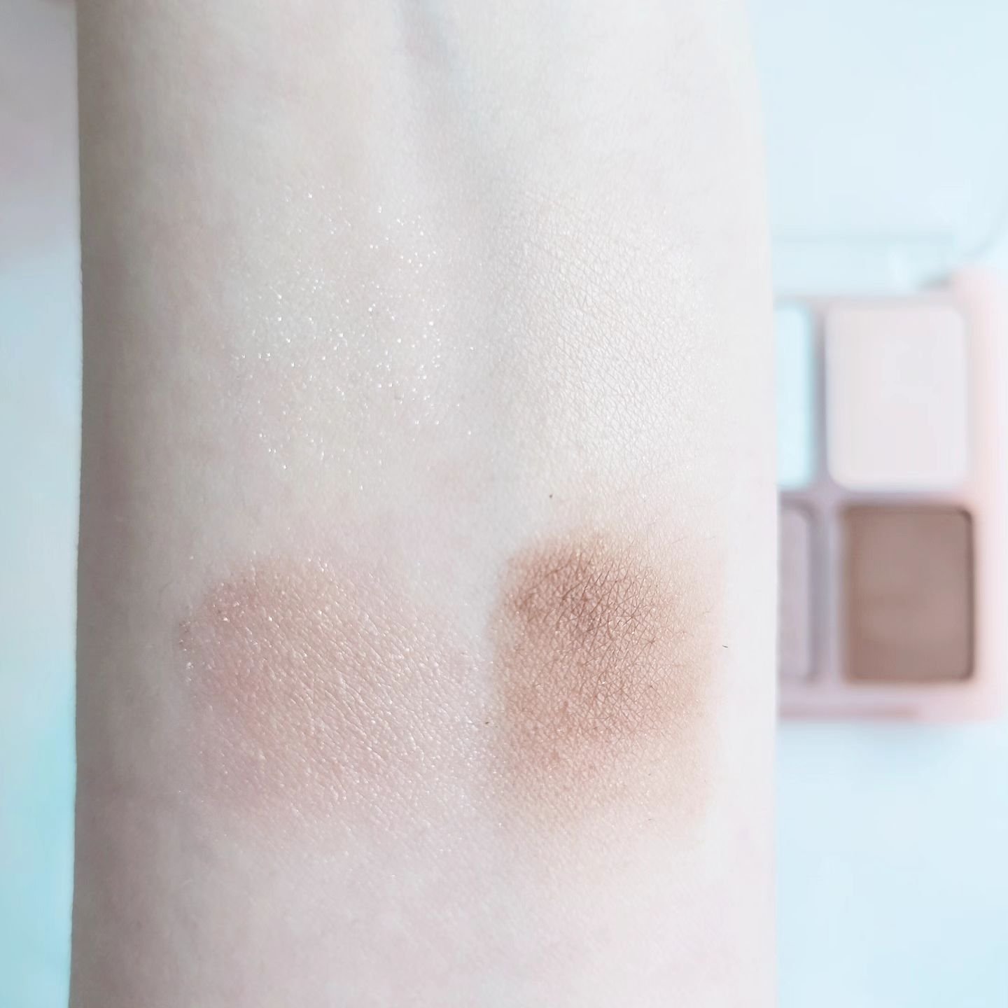  グラム アイ シャドウ スパークリングセピア(SPARKLING SEPIA)/U/CHOO/アイシャドウパレットを使ったクチコミ（2枚目）