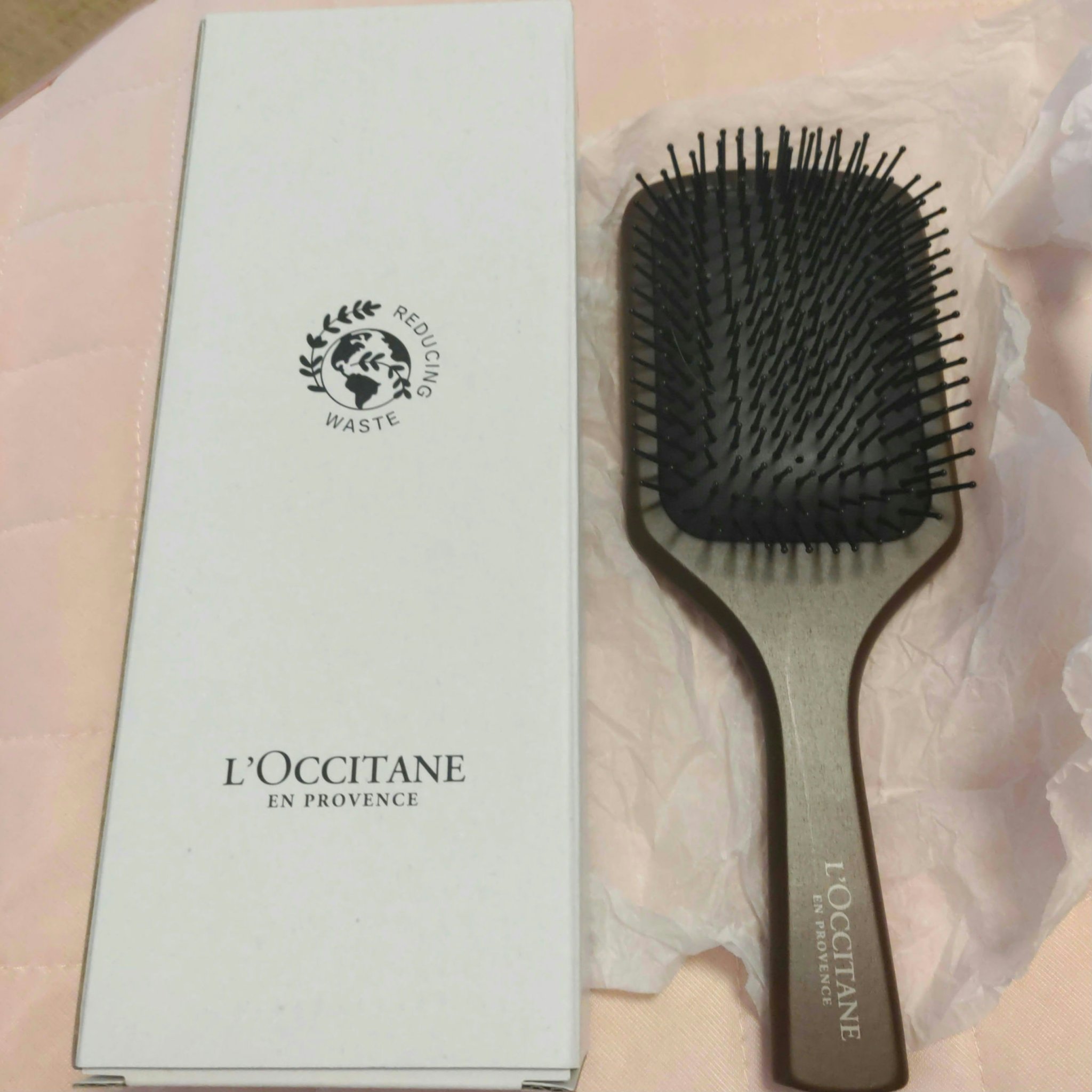 パドルブラシ/L'OCCITANE/ヘアブラシを使ったクチコミ（1枚目）