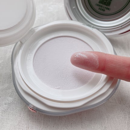 玉養桃花 ルースパウダー/花西子/ルースパウダーを使ったクチコミ(7枚目)