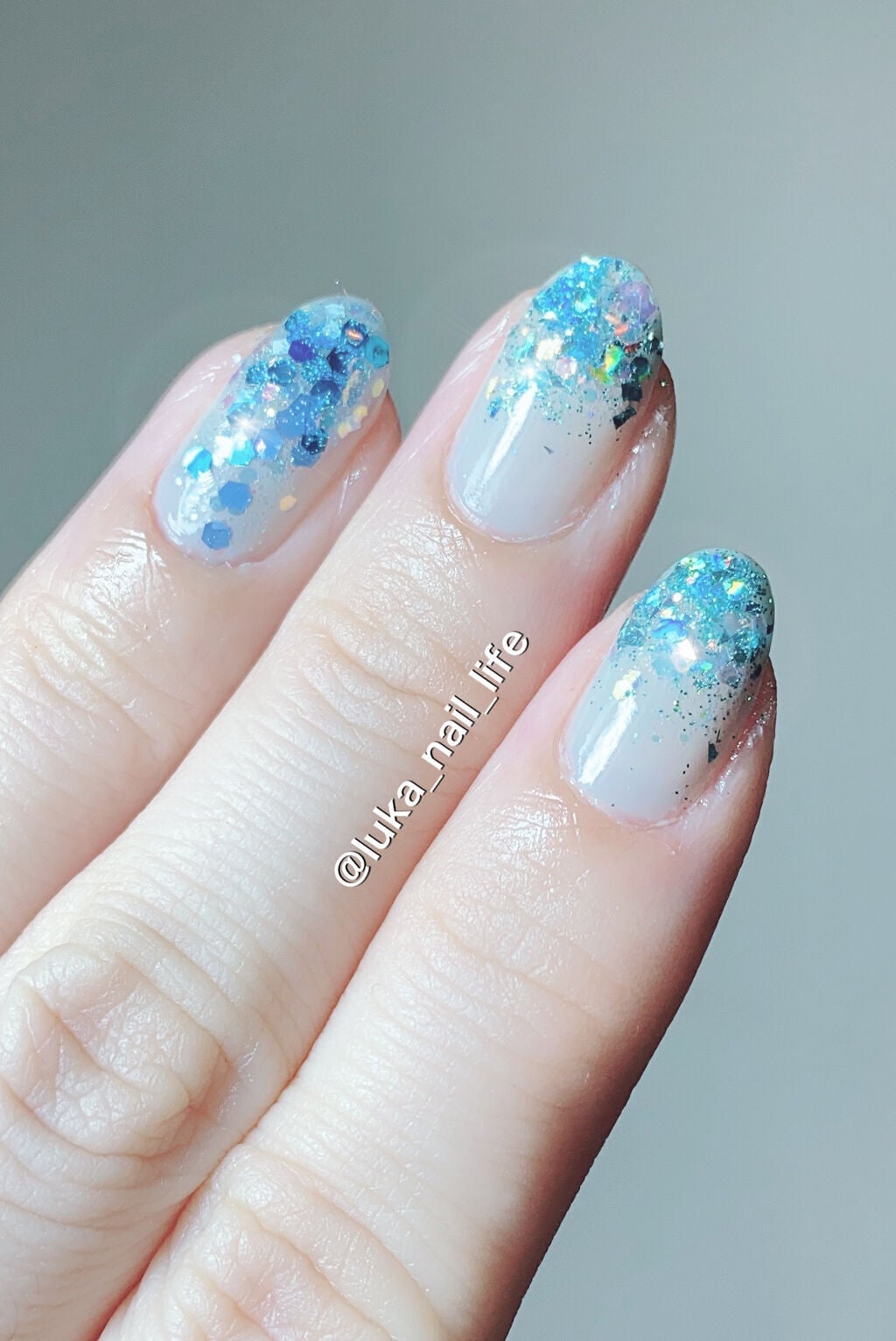 カラフルネイルズ/キャンメイク/マニキュアを使ったクチコミ(2枚目)