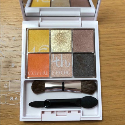 6セレクションアイズ/コフレドール/アイシャドウパレットを使ったクチコミ(1枚目)