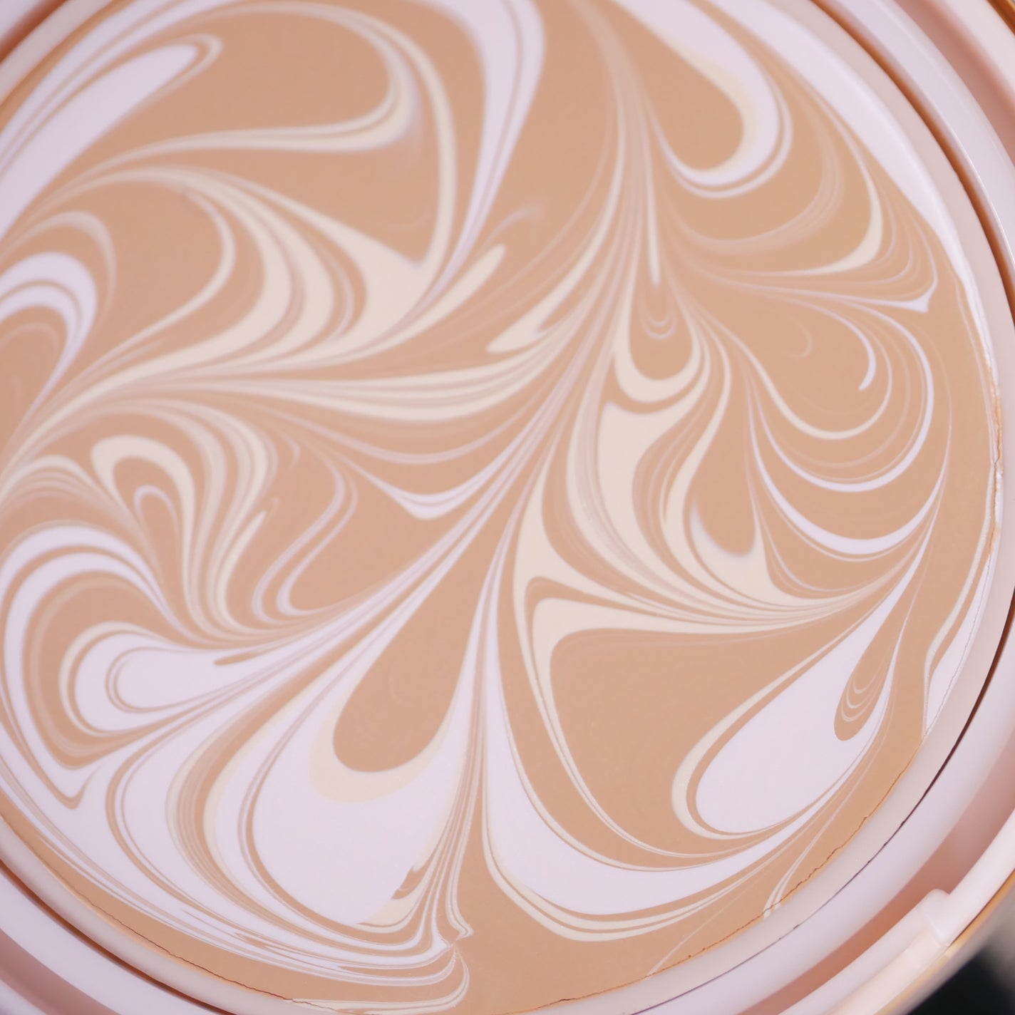 ヴェールヌーディ エッセンスパクトグロウ/AGE20’s/クリーム・エマルジョンファンデーションを使ったクチコミ(6枚目)