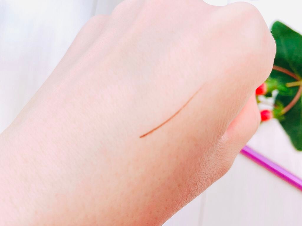 「密着アイライナー」ショート筆リキッド/デジャヴュ/リキッドアイライナーを使ったクチコミ(6枚目)