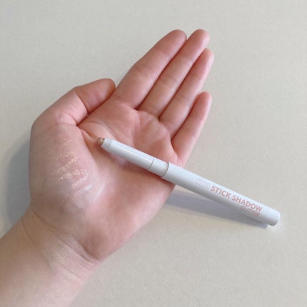 i'm Stick Shadow Glitterr 01 オータムシャンパン/i’m meme/スティックアイシャドウを使ったクチコミ(2枚目)