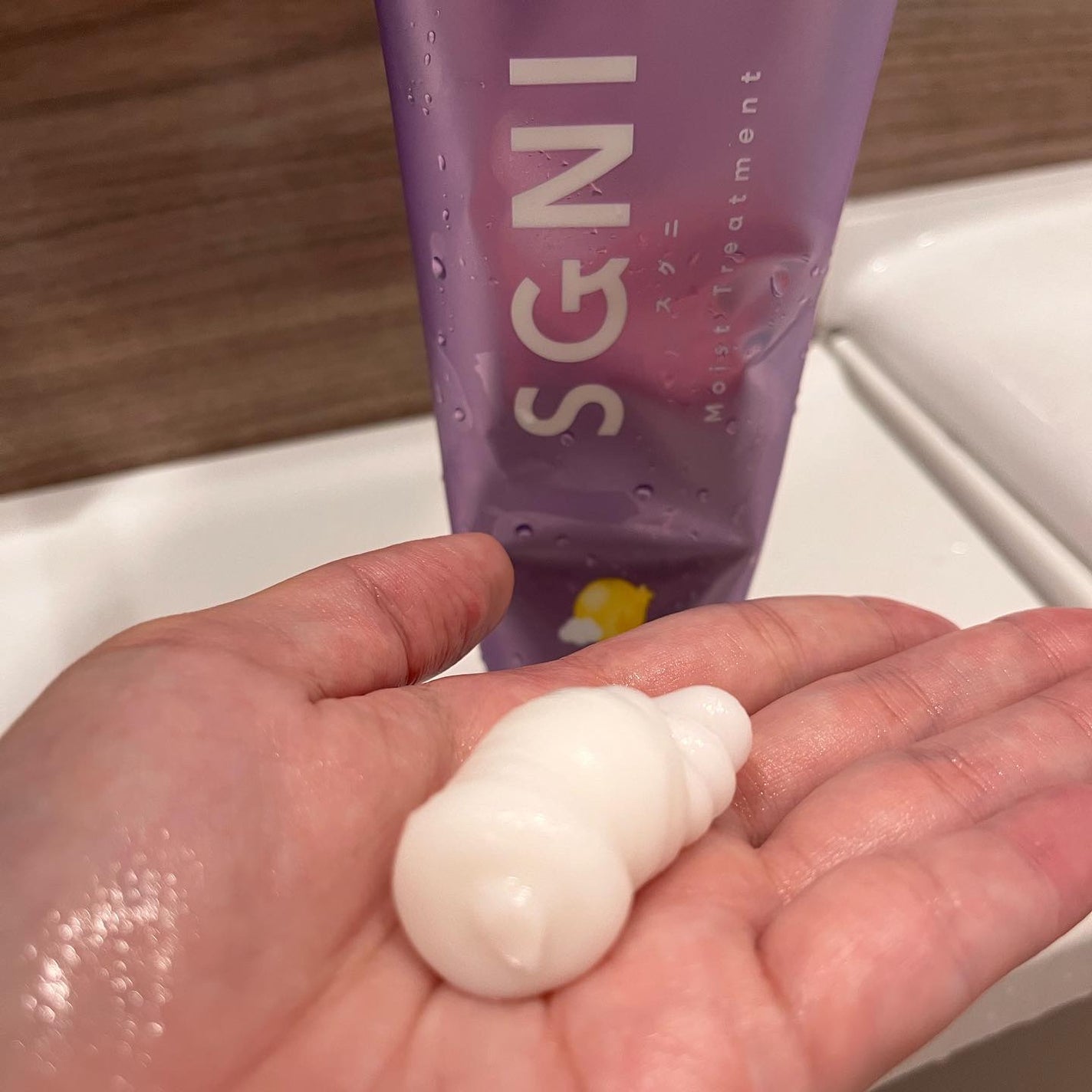 モイスト泡シャンプー〈フローラルムスクの香り〉/SGNI/市販シャンプーを使ったクチコミ(3枚目)