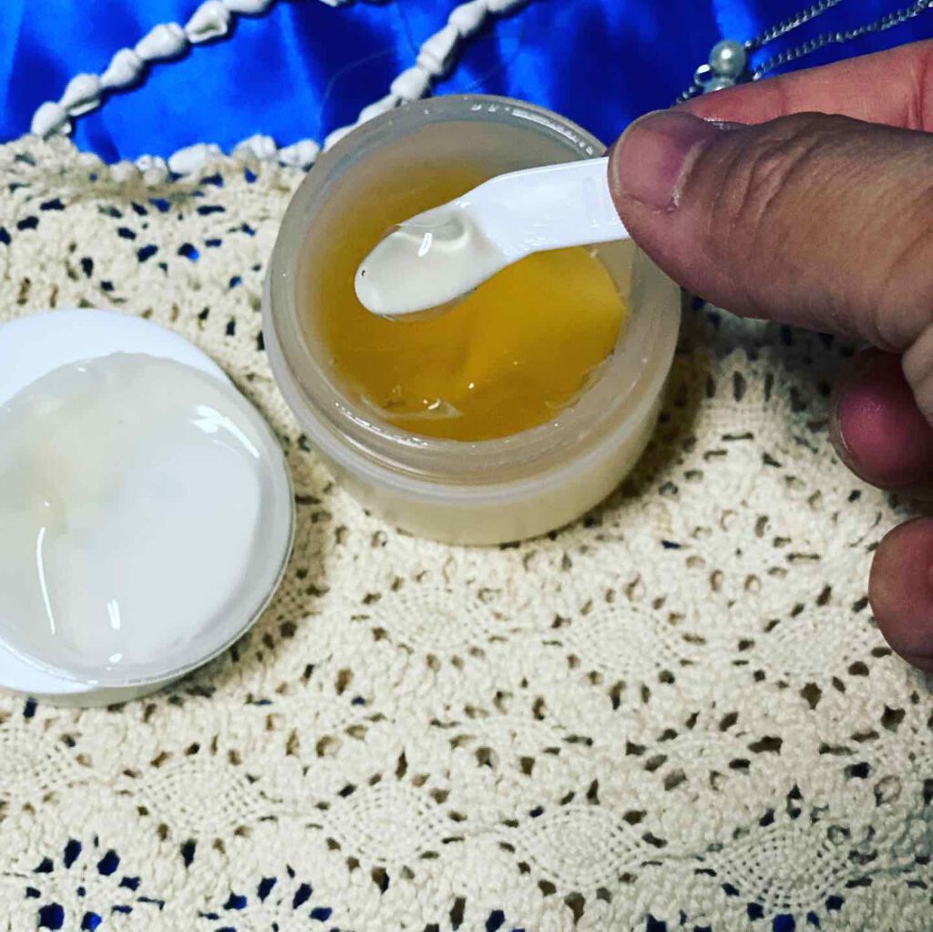 リバイタライジング濃密ジェル/スキンケールド/オールインワン化粧品を使ったクチコミ(3枚目)