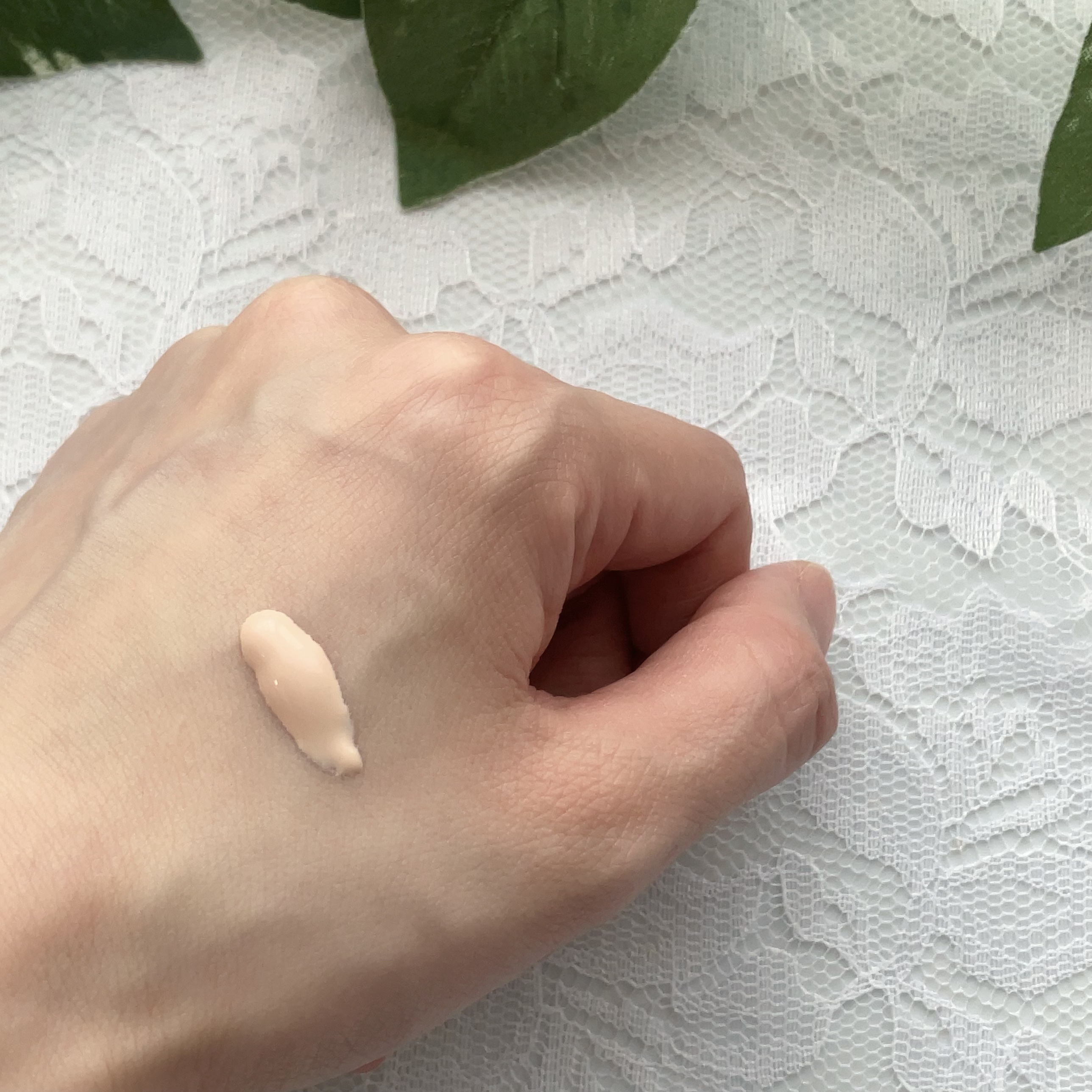 ウォータフルトーンアップサンクリーム/ダルバ/日焼け止めクリームを使ったクチコミ（2枚目）