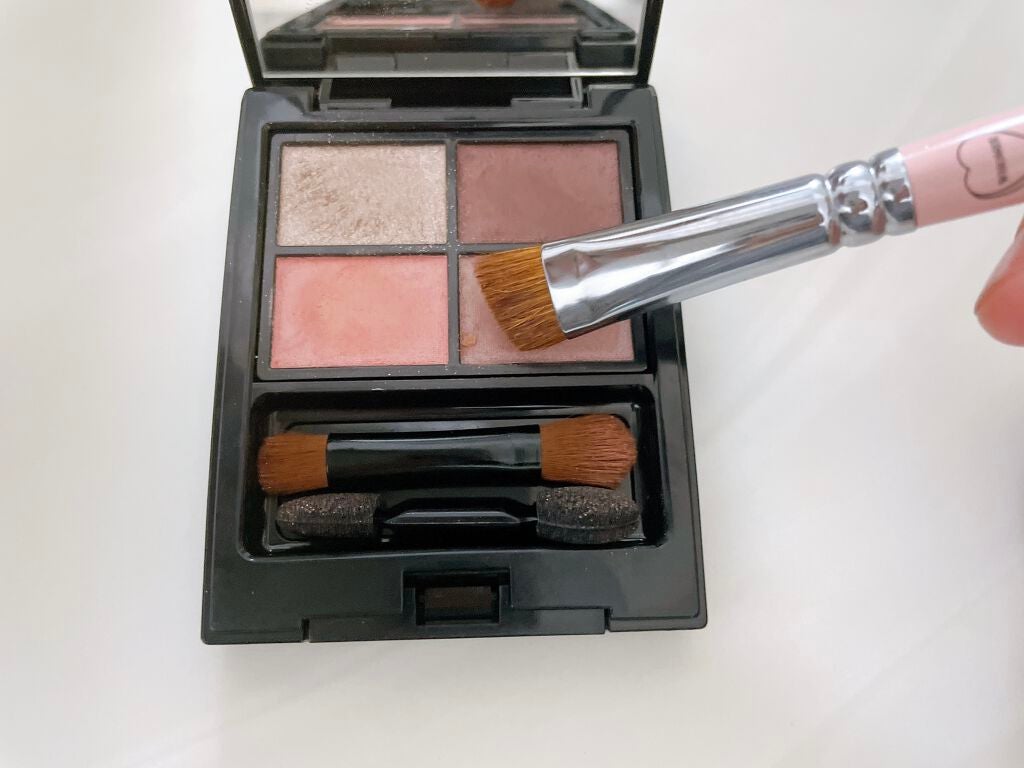 ミネラルクラッシィシャドー/エトヴォス/アイシャドウパレットを使ったクチコミ(5枚目)