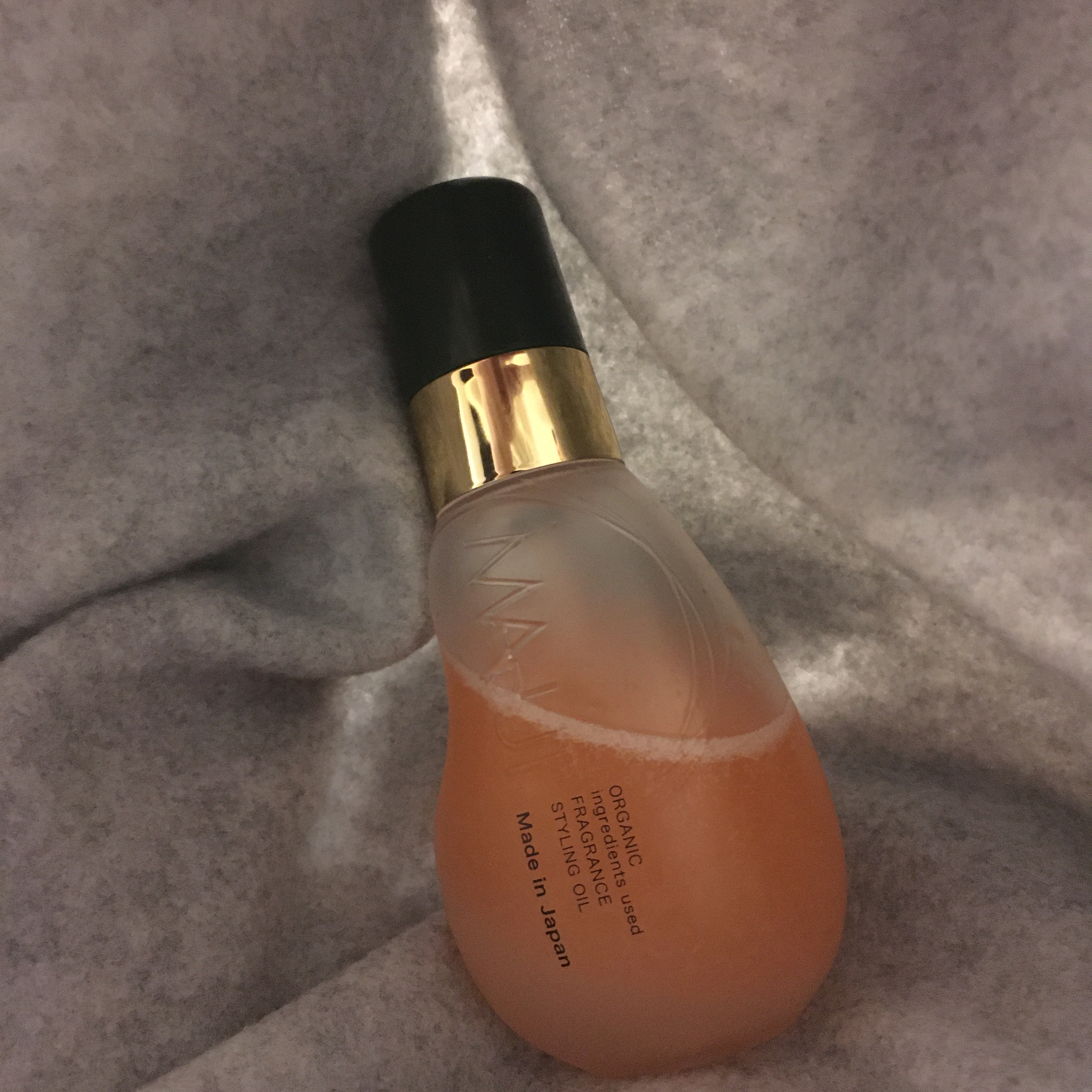 オーガニックフレグランススタイリングオイル MAPUTI/MAPUTI/ヘアオイルを使ったクチコミ（2枚目）