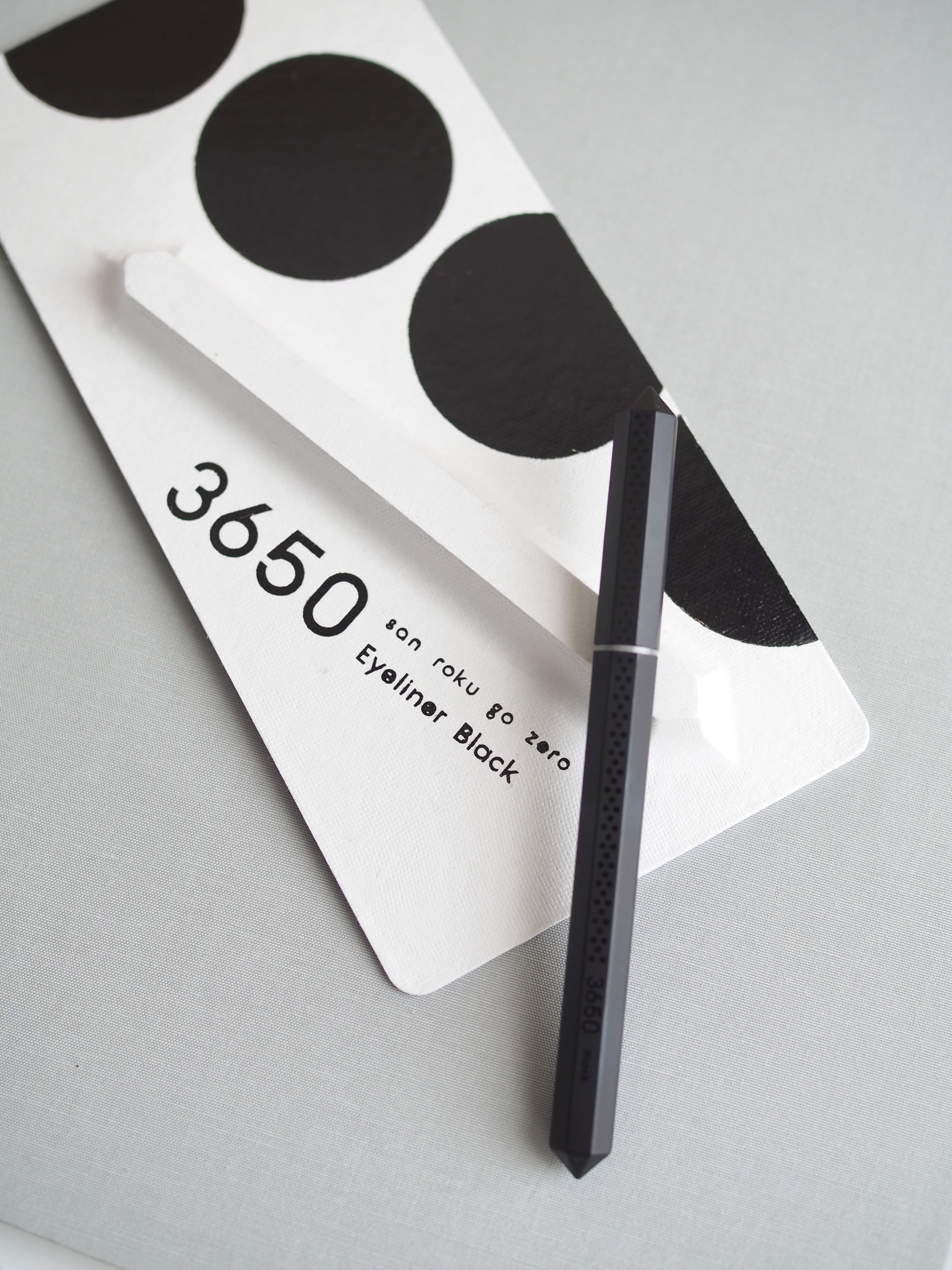 リキッドアイライナー  ブラック(Black)/3650/リキッドアイライナーを使ったクチコミ（1枚目）