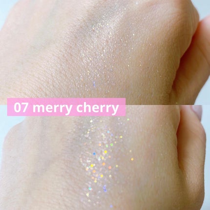 ジルスチュアート アイダイヤモンド グリマー 07 merry cherry <ミッドナイトチェリー>(限定色)/JILL STUART/グリッターを使ったクチコミ(3枚目)