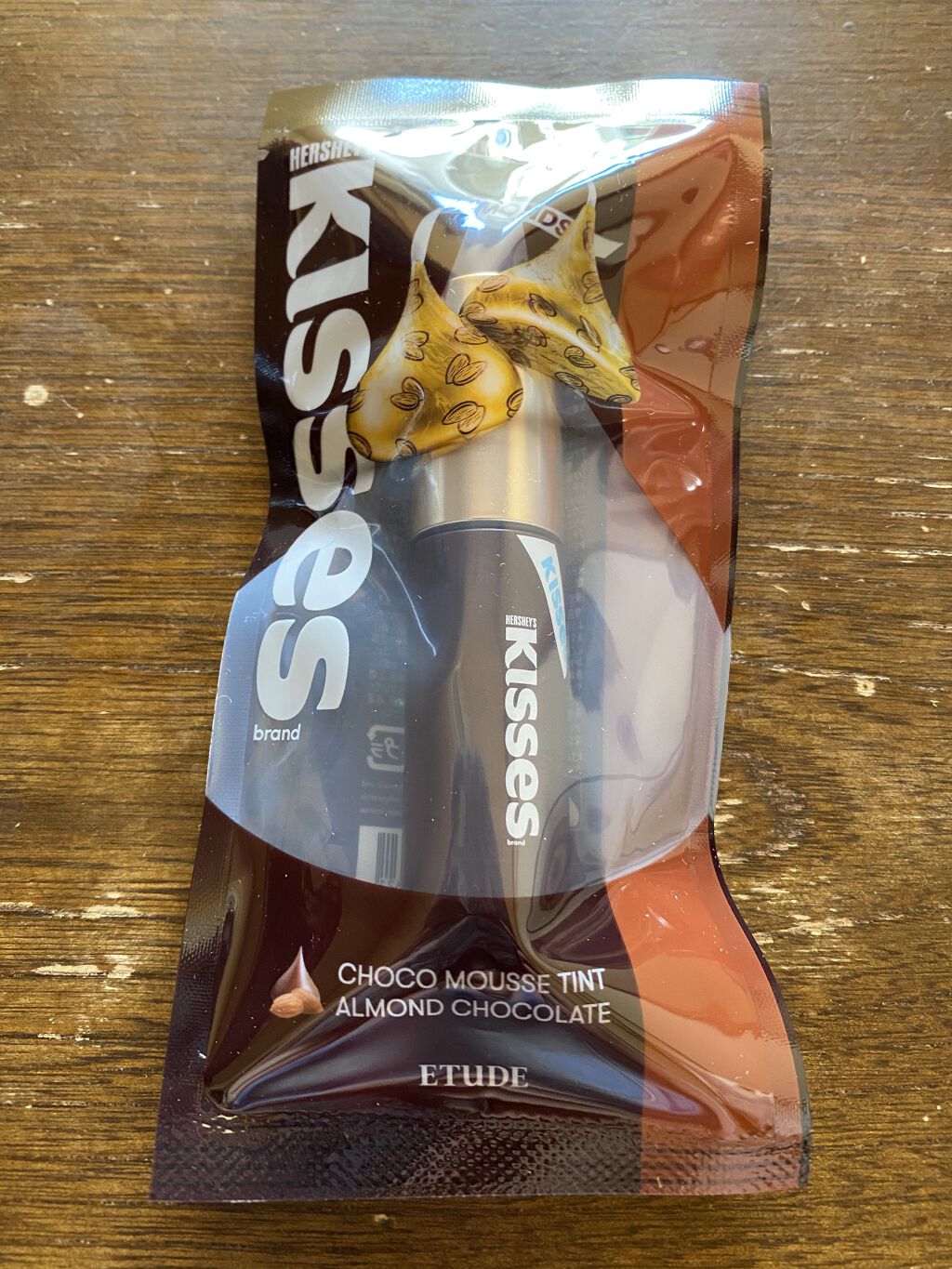キスチョコレート ムースティント アーモンド/ETUDE/口紅を使ったクチコミ（1枚目）