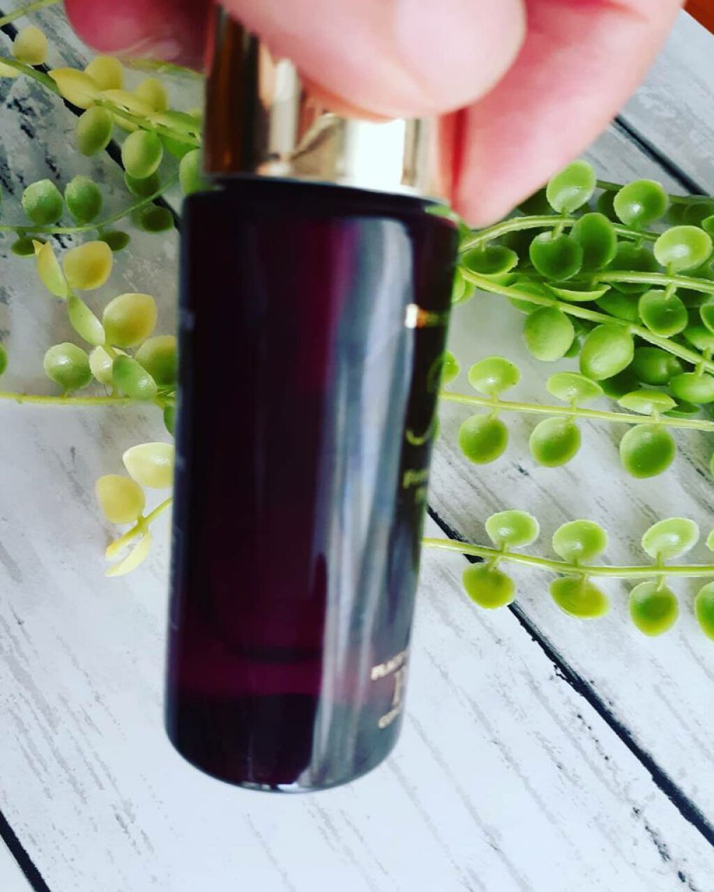 PCCプレミアムエッセンスFIV/PCCアンチエイジングブランド/美容液を使ったクチコミ(2枚目)