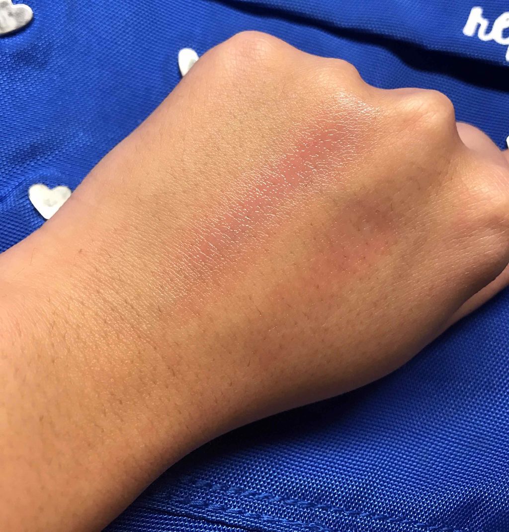 すっぴんリップティント/クラブ/リップケアを使ったクチコミ(3枚目)