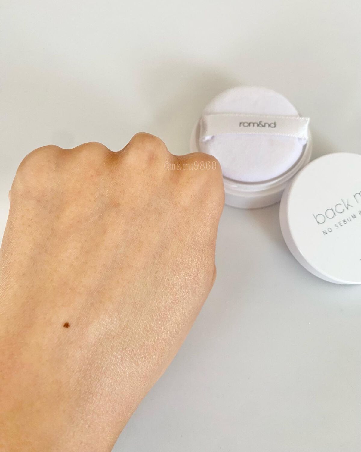 バックミーノーセバムパウダー/rom&nd/ルースパウダーを使ったクチコミ（3枚目）