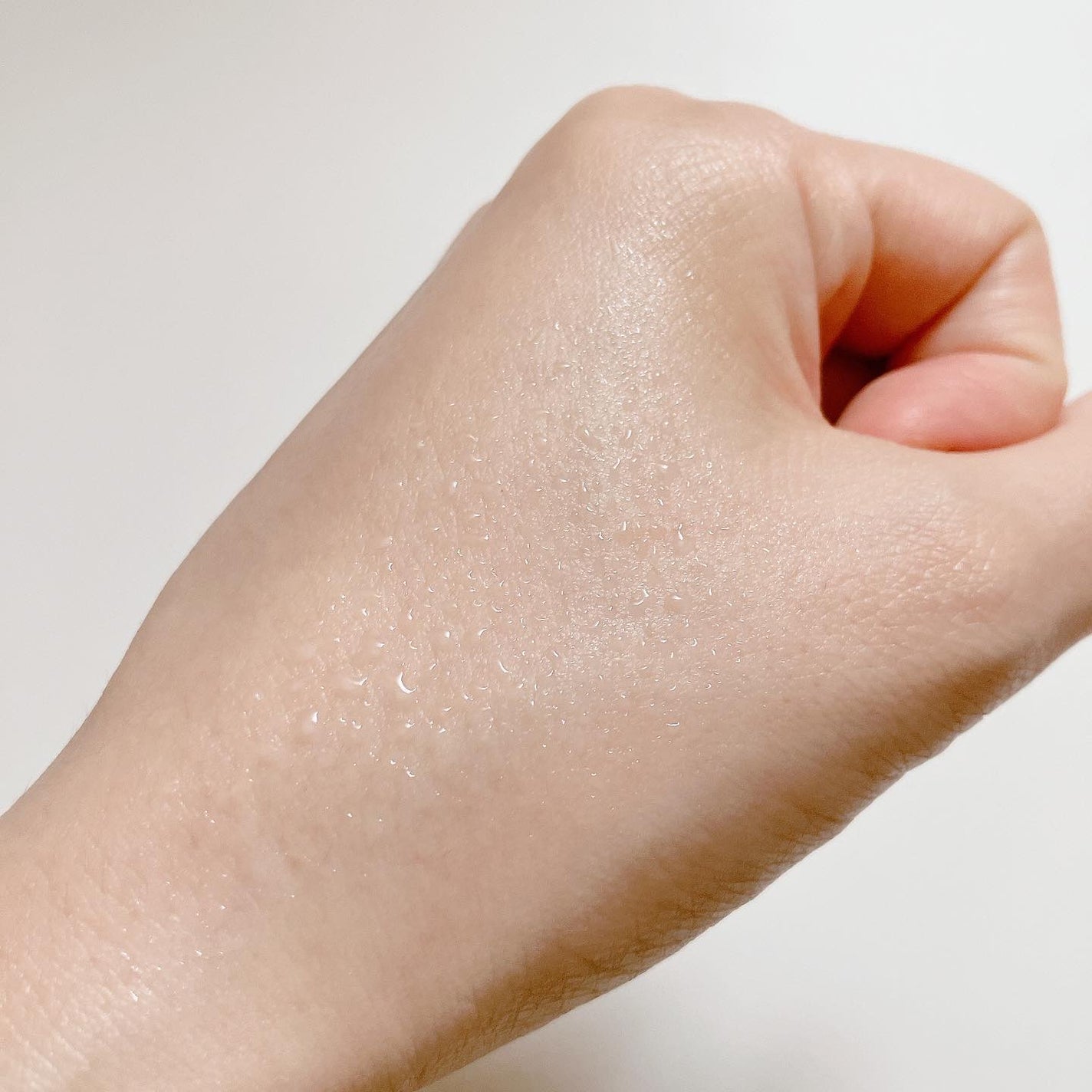 ダルバ ホワイトトリュフファーストスプレーセラム/ダルバ/ミスト状化粧水を使ったクチコミ(4枚目)