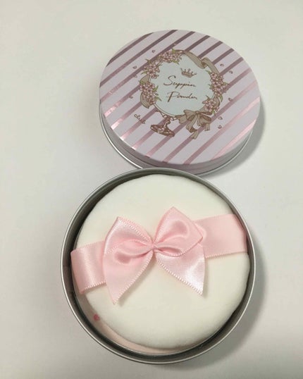 すっぴんパウダー B サクラスウィートソローの香り 2022/クラブ/プレストパウダーを使ったクチコミ(2枚目)