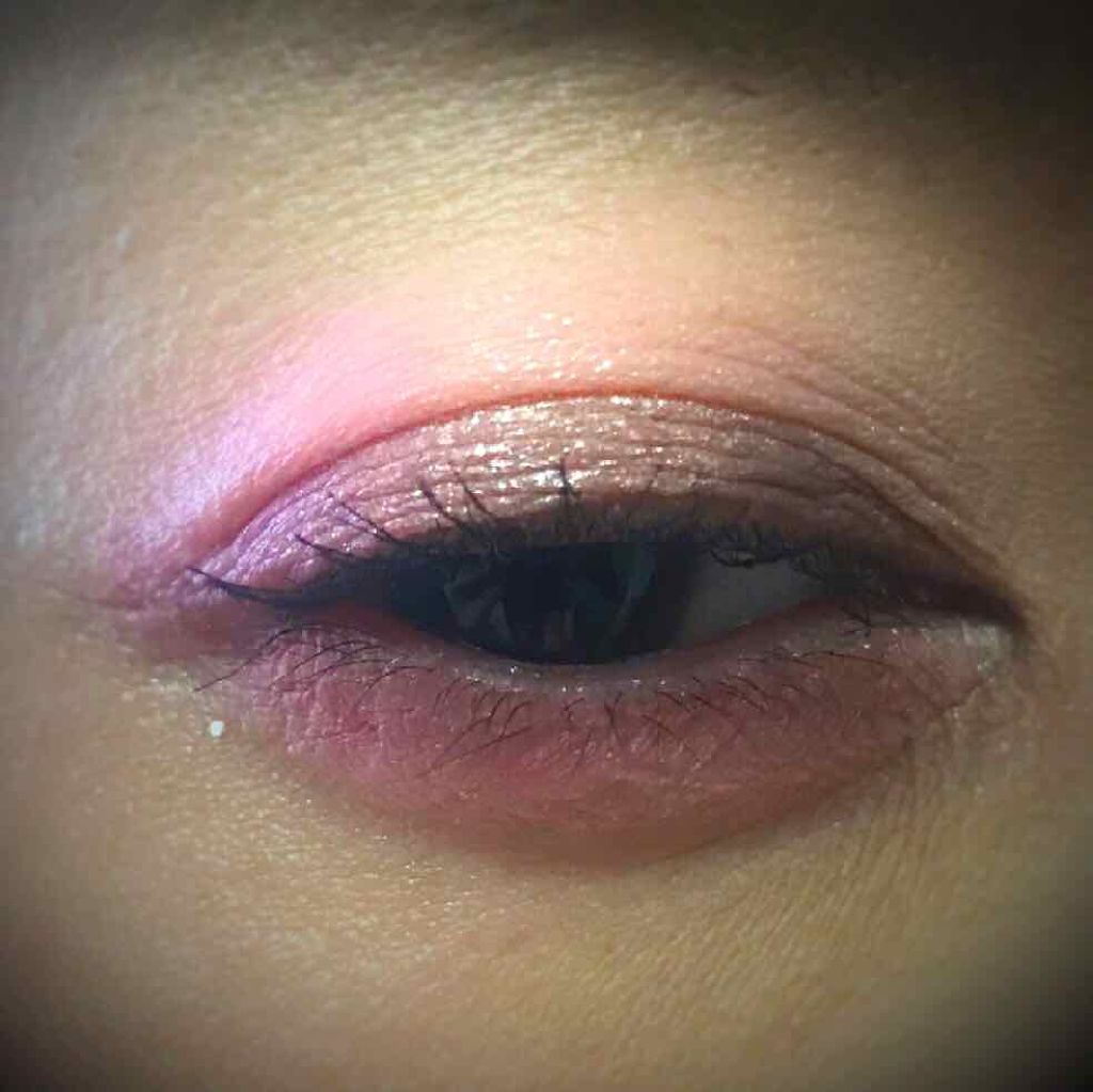 プレイフルカラー アイ&フェイス/コフレドール/単色アイシャドウを使ったクチコミ(4枚目)