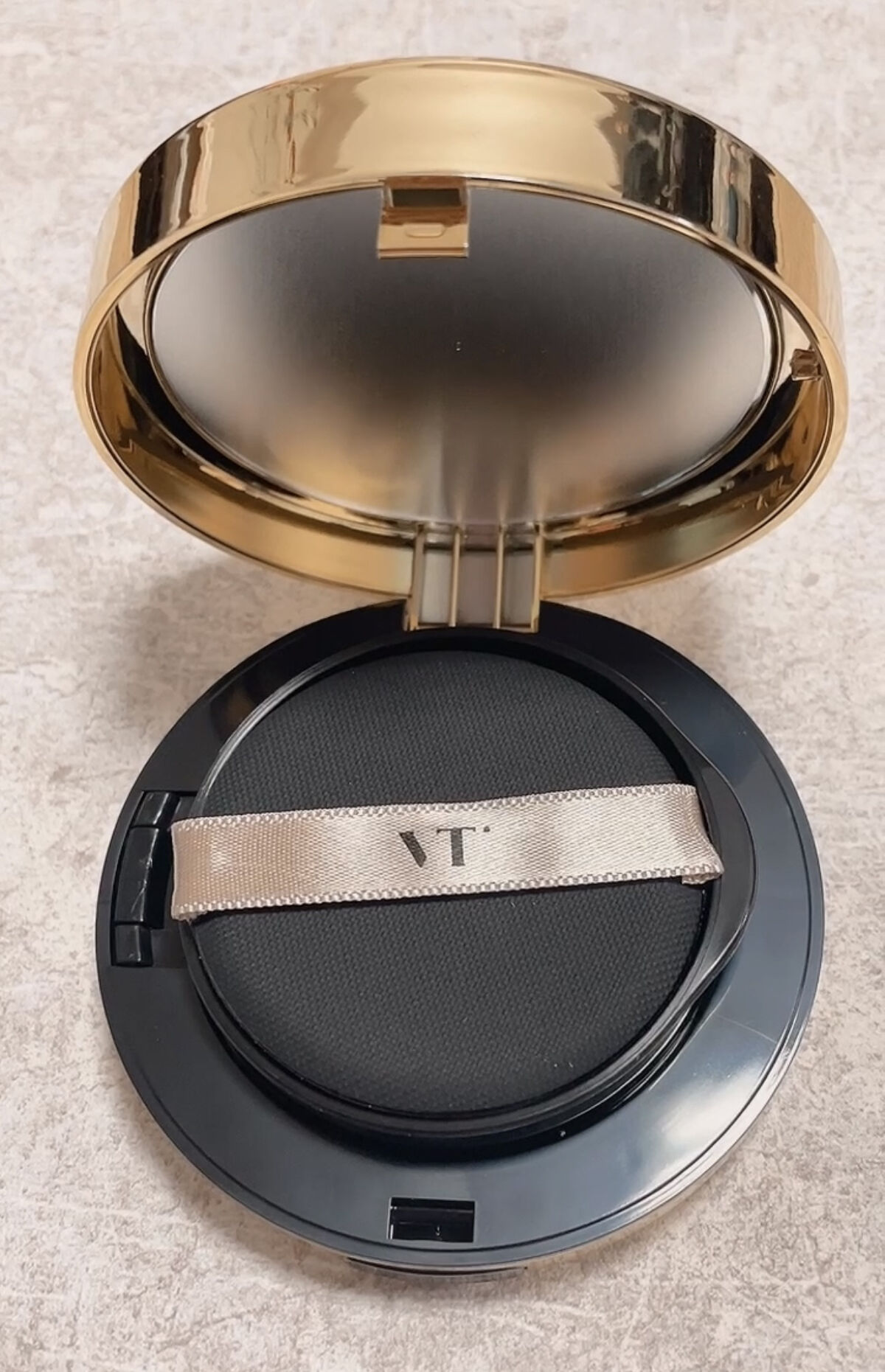 エッセンスサンパクト/VT/化粧下地を使ったクチコミ（2枚目）