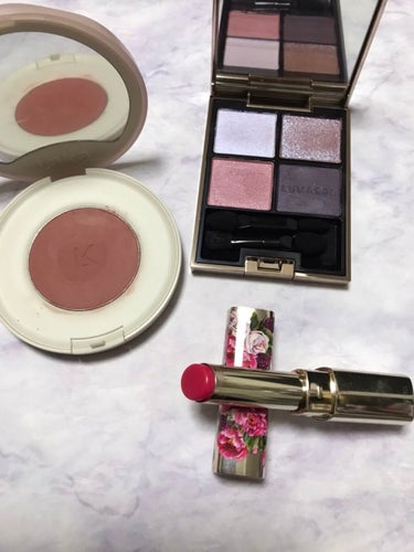 シアーリップス　ハイドレーティング　ティンティッドリップバーム 3 Spring Peony/DOLCE&GABBANA BEAUTY/リップケア・リップクリームを使ったクチコミ（1枚目）