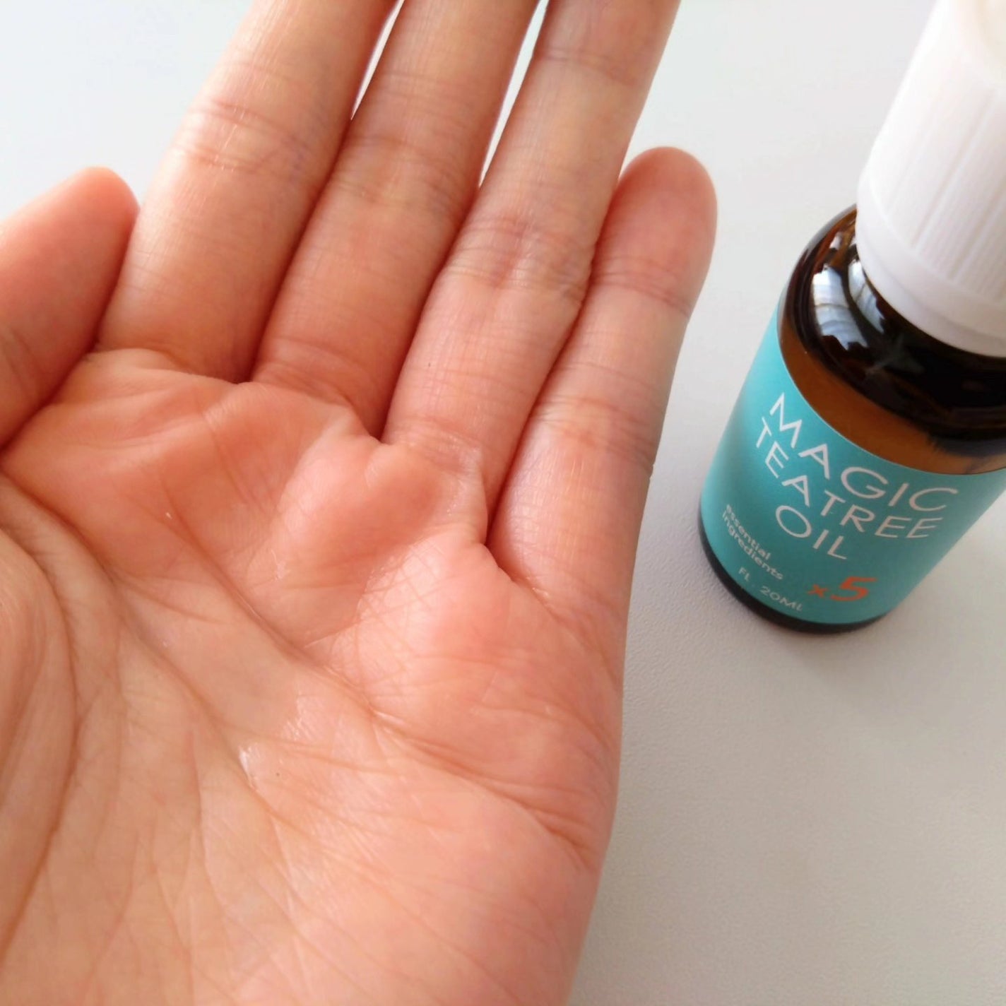 マジックティーツリーオイル/ブラン/フェイスオイルを使ったクチコミ(3枚目)