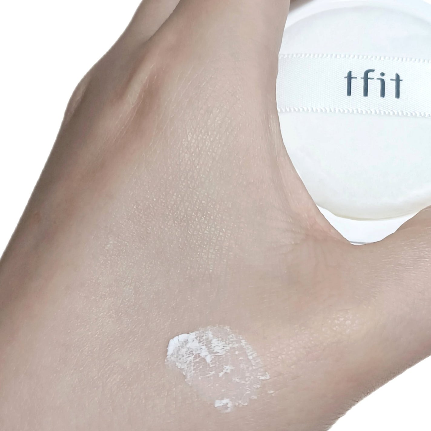 トランスルーセントセットフィニッシングパウダー/TFIT/ルースパウダーを使ったクチコミ(3枚目)