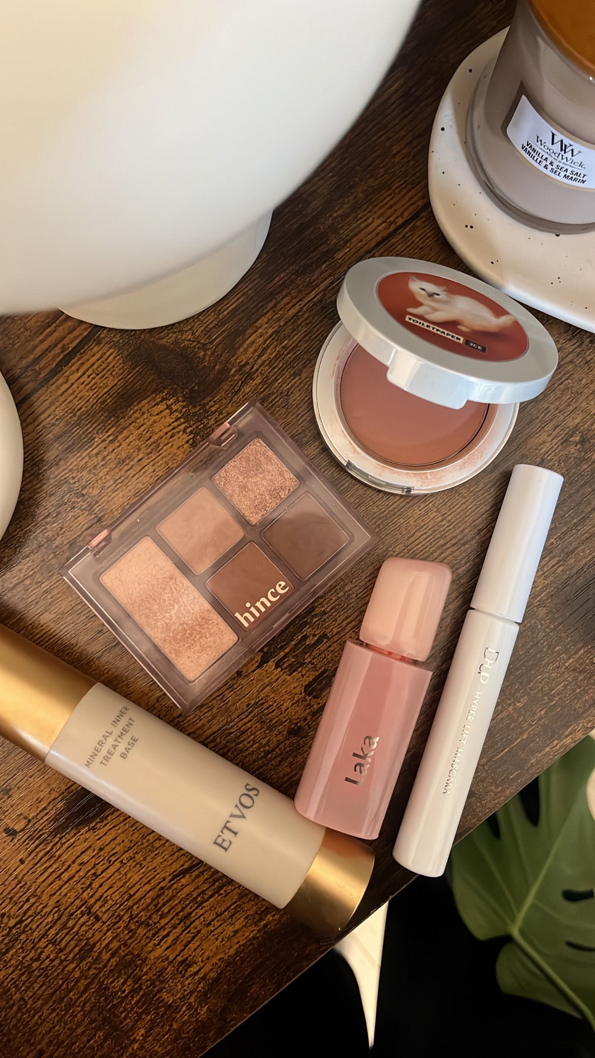 ジェリーイングヌードグロス/Laka/リップグロスを使ったクチコミ（1枚目）