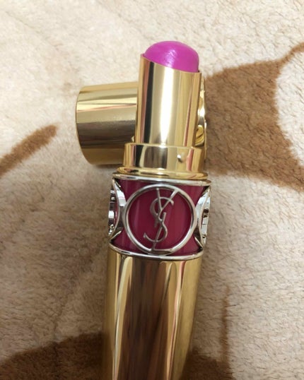 ルージュ ヴォリュプテ シャイン/YVES SAINT LAURENT BEAUTE/口紅を使ったクチコミ(3枚目)