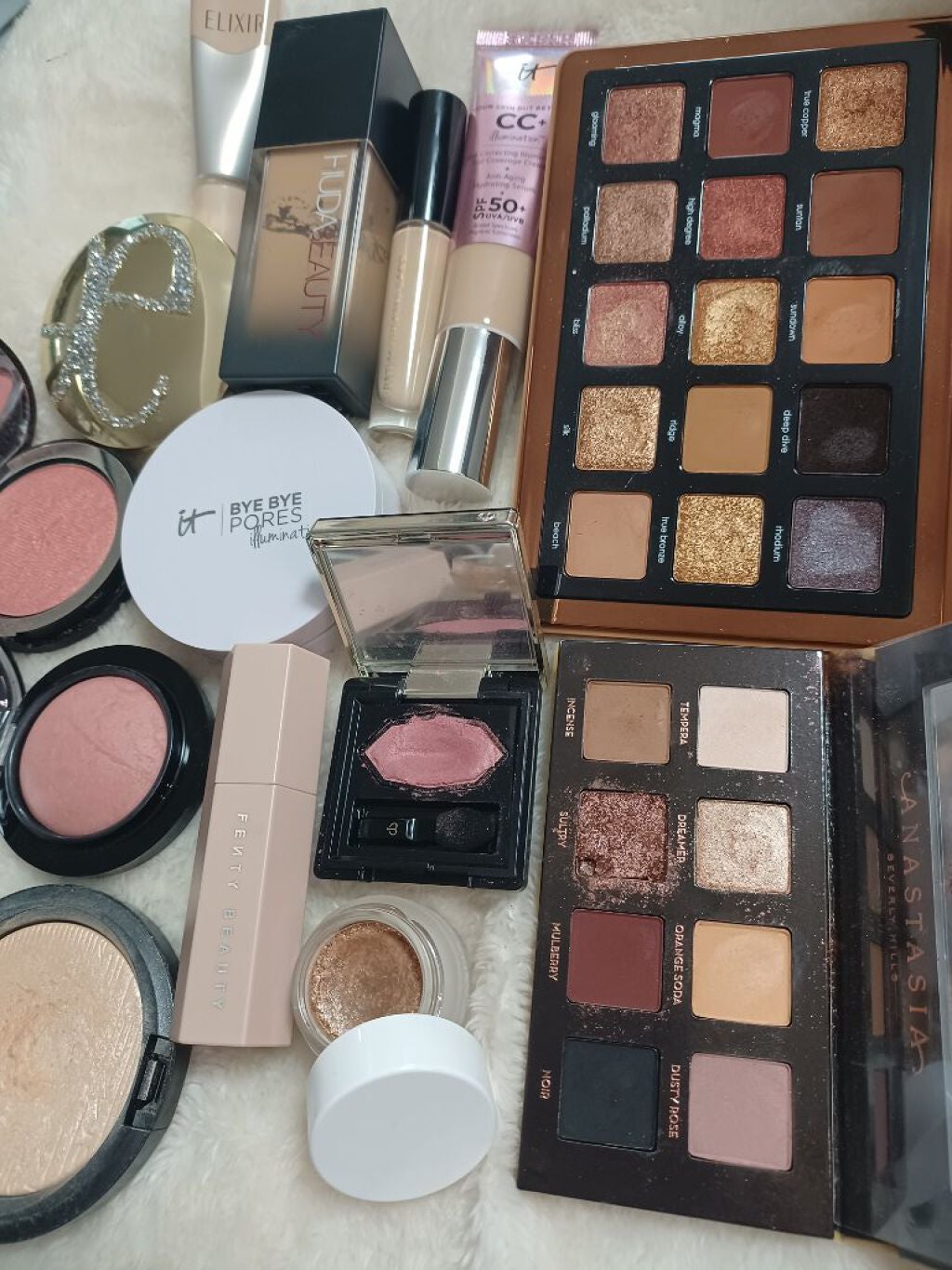 オンブルプードルソロ/クレ・ド・ポー ボーテ/単色アイシャドウを使ったクチコミ(2枚目)